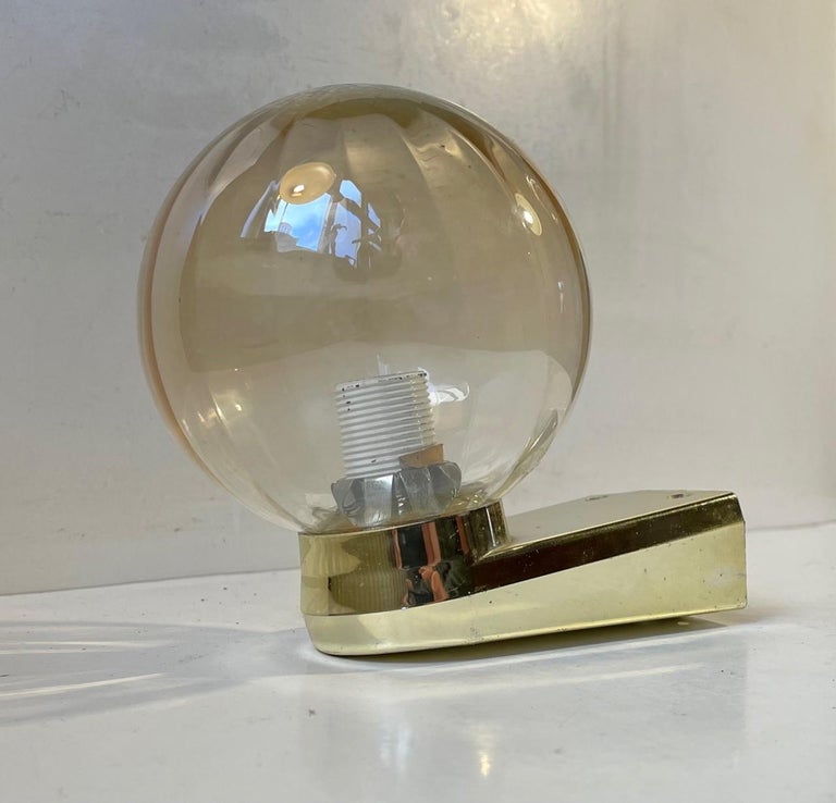 Scandinavian Bathroom Globe Wall Sconce, 1970s In Good Condition For Sale In Esbjerg, DK