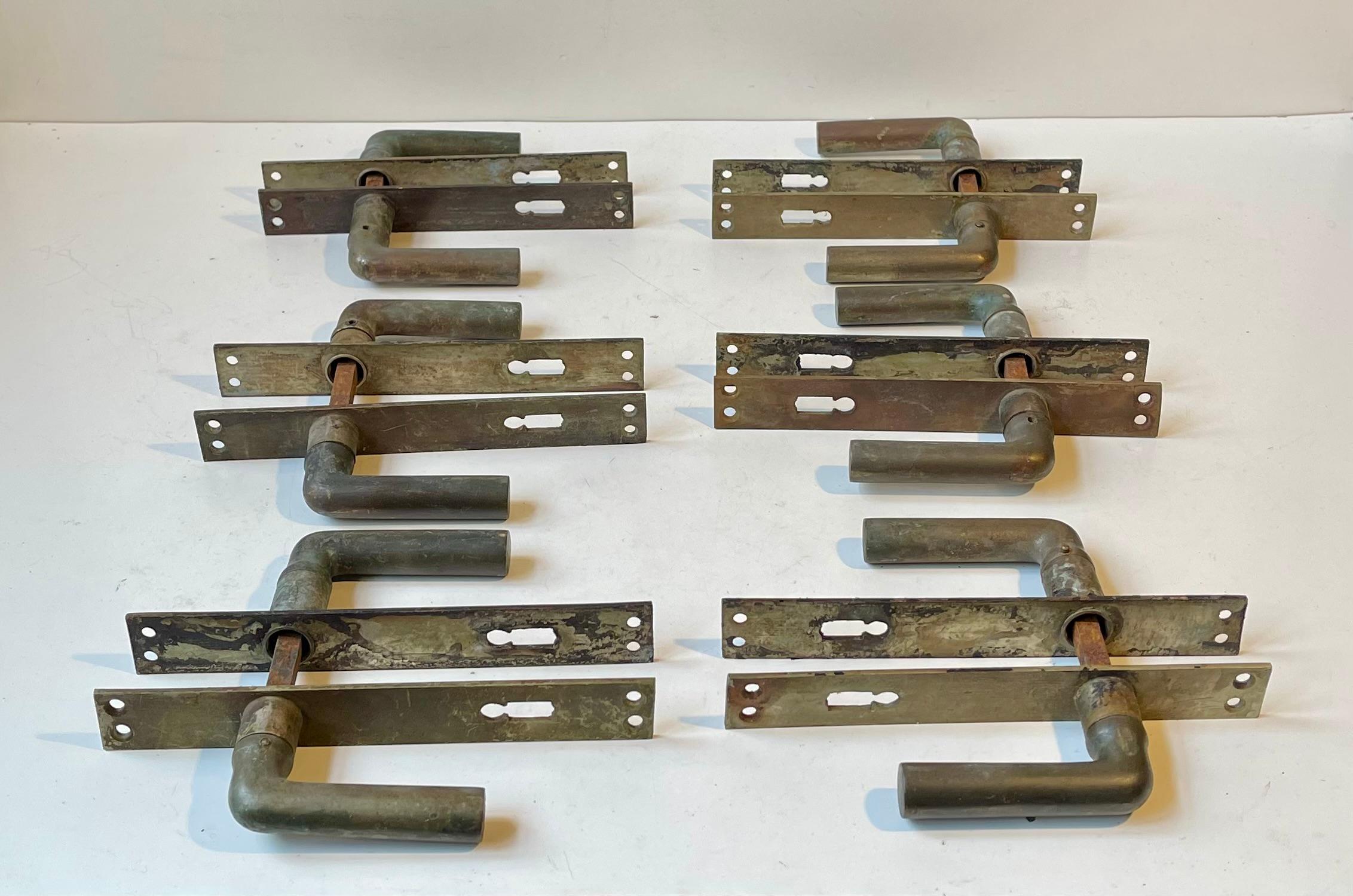 Scandinavian Bauhaus State Building Door Handles in Brass, 1930s, 6 Sets Bon état - En vente à Esbjerg, DK