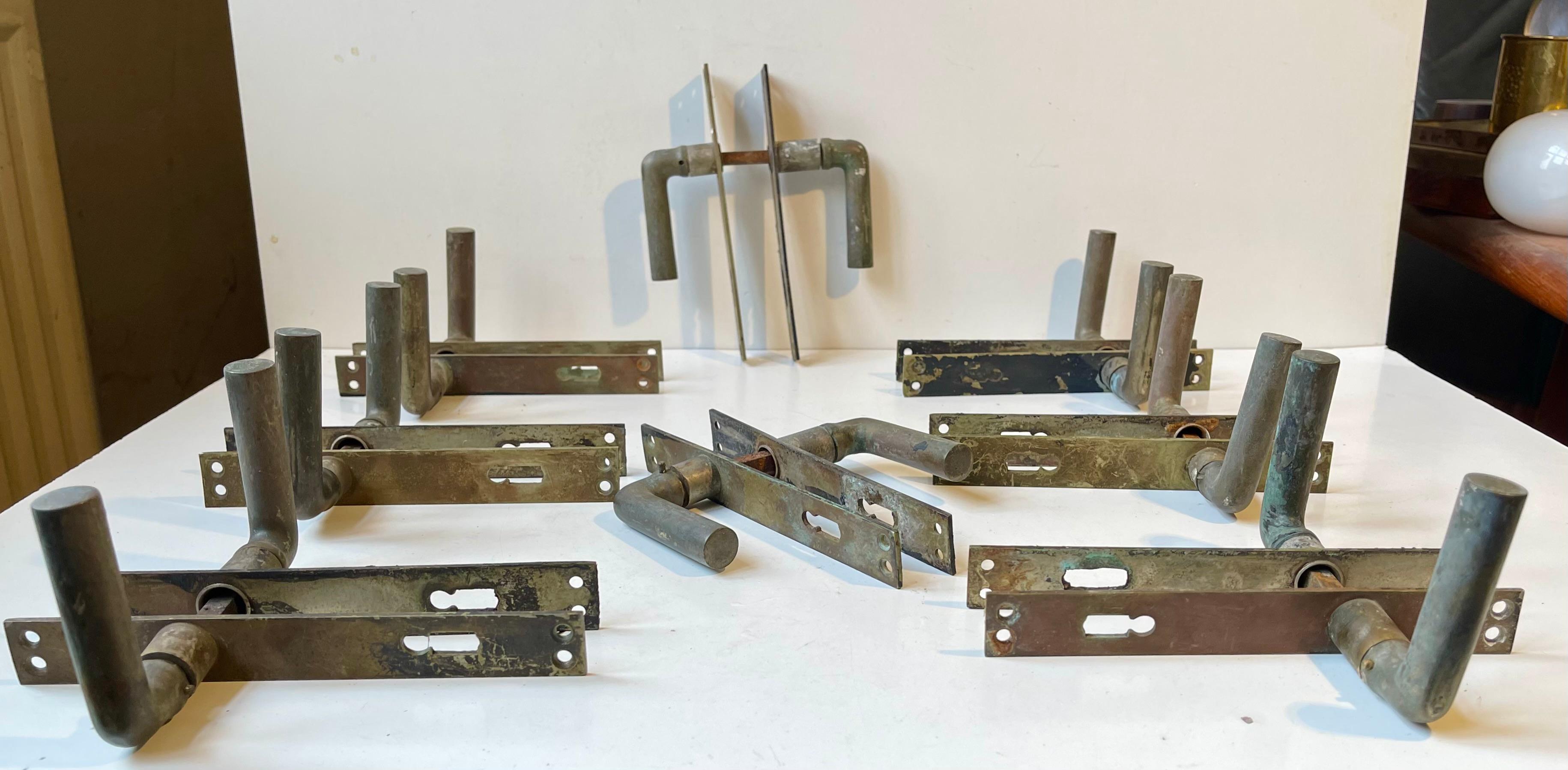 Scandinavian Bauhaus State Building Door Handles in Brass, 1930s, 8 Sets In Good Condition For Sale In Esbjerg, DK