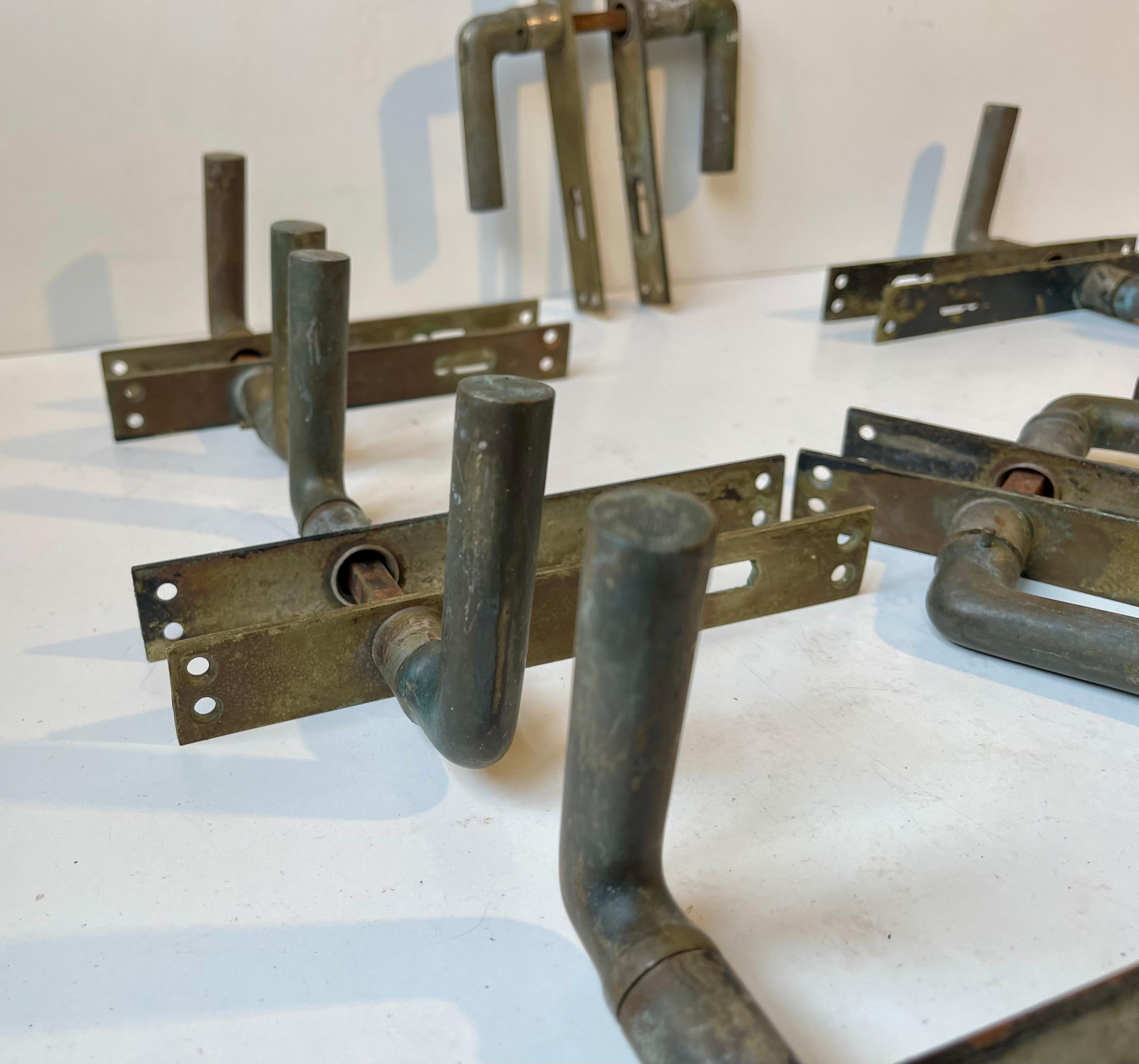 Scandinavian Bauhaus State Building Door Handles in Brass, 1930s, 8 Sets For Sale 2