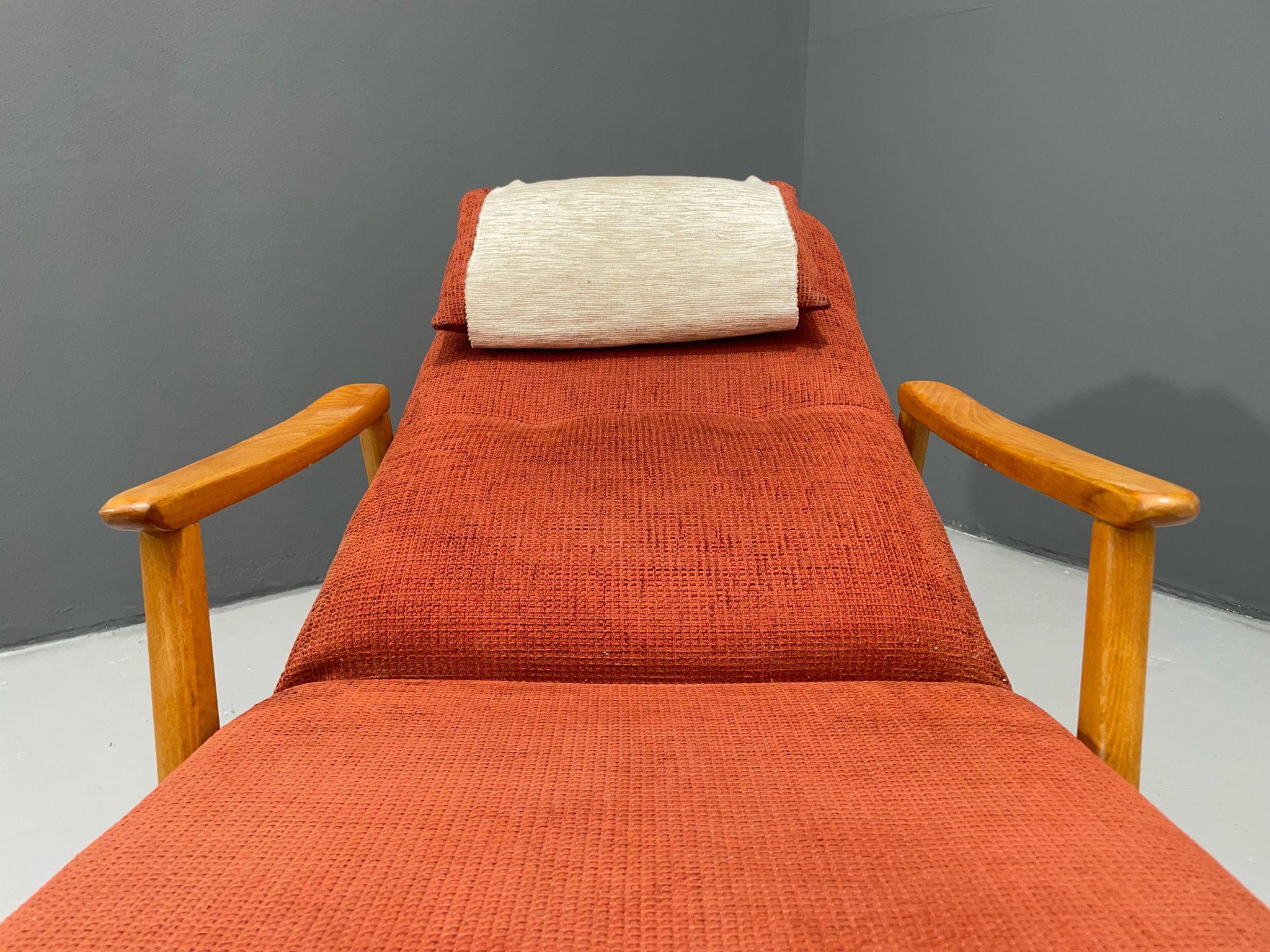 Fauteuil inclinable scandinave en Beeche, Suède, années 1950 en vente 5