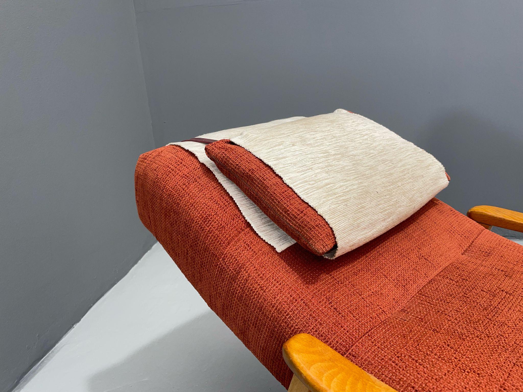 Fauteuil inclinable scandinave en Beeche, Suède, années 1950 en vente 6