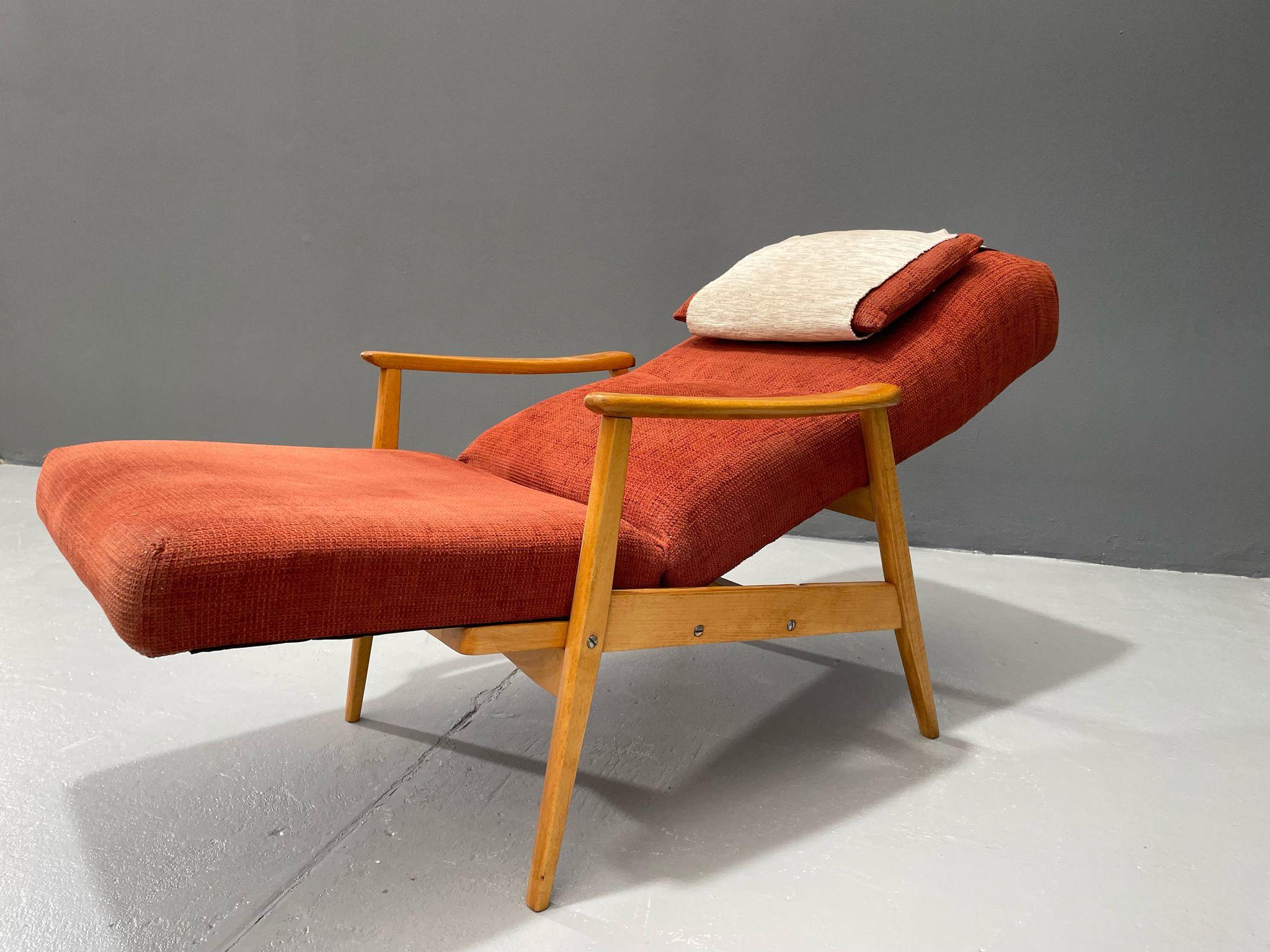 Fauteuil inclinable scandinave en Beeche, Suède, années 1950 en vente 7