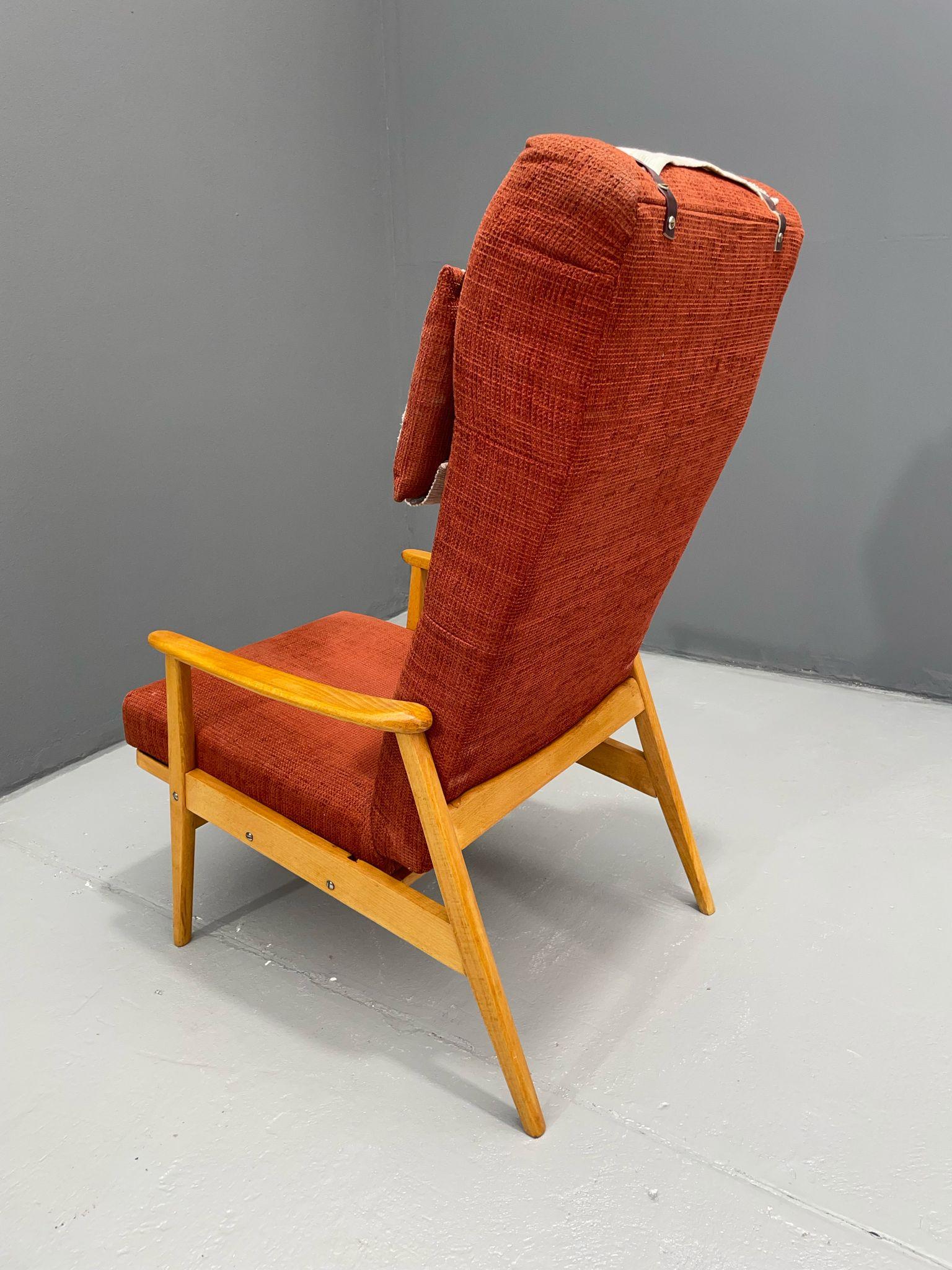 Art déco Fauteuil inclinable scandinave en Beeche, Suède, années 1950 en vente