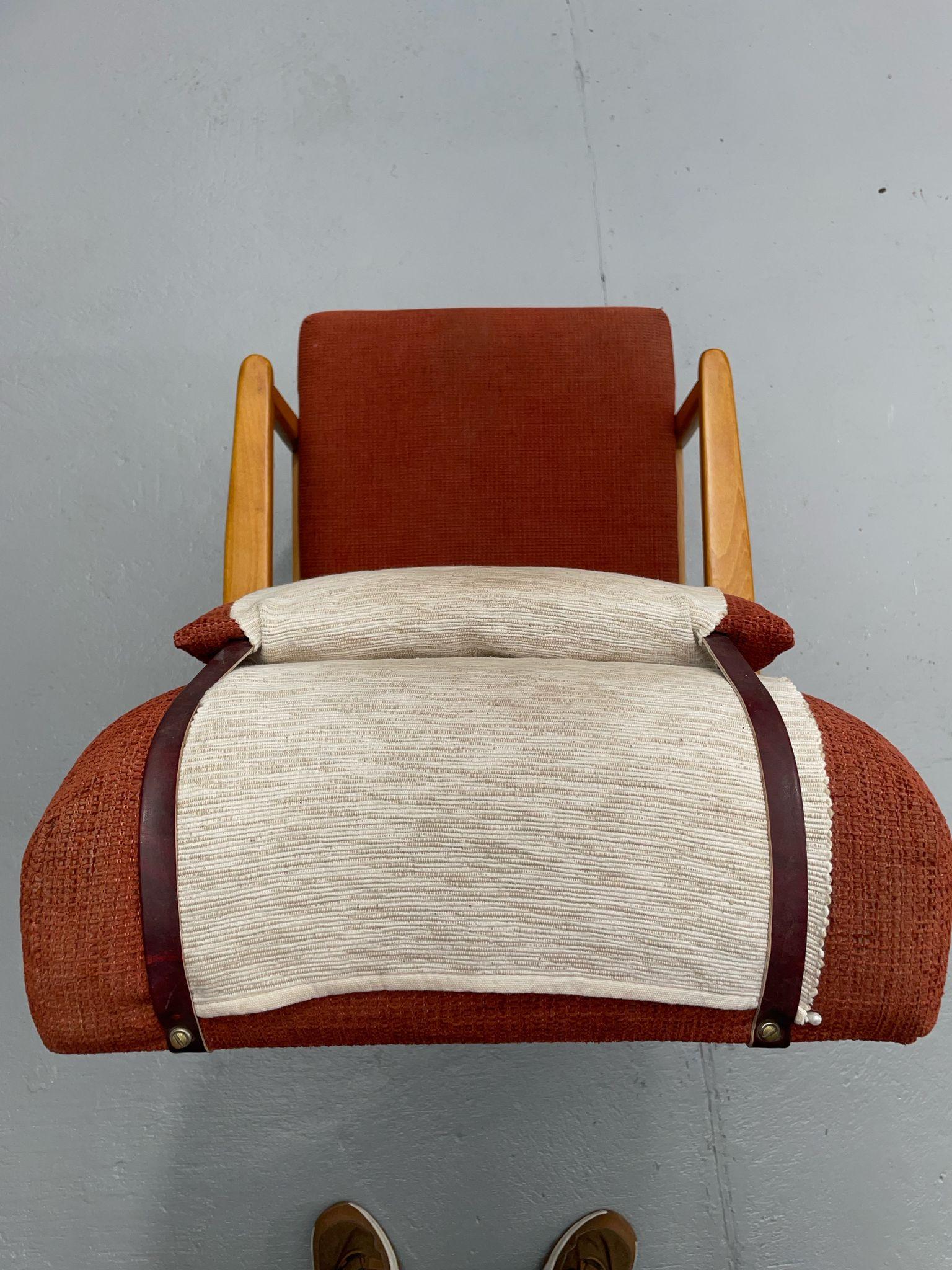 Scandinave Fauteuil inclinable scandinave en Beeche, Suède, années 1950 en vente
