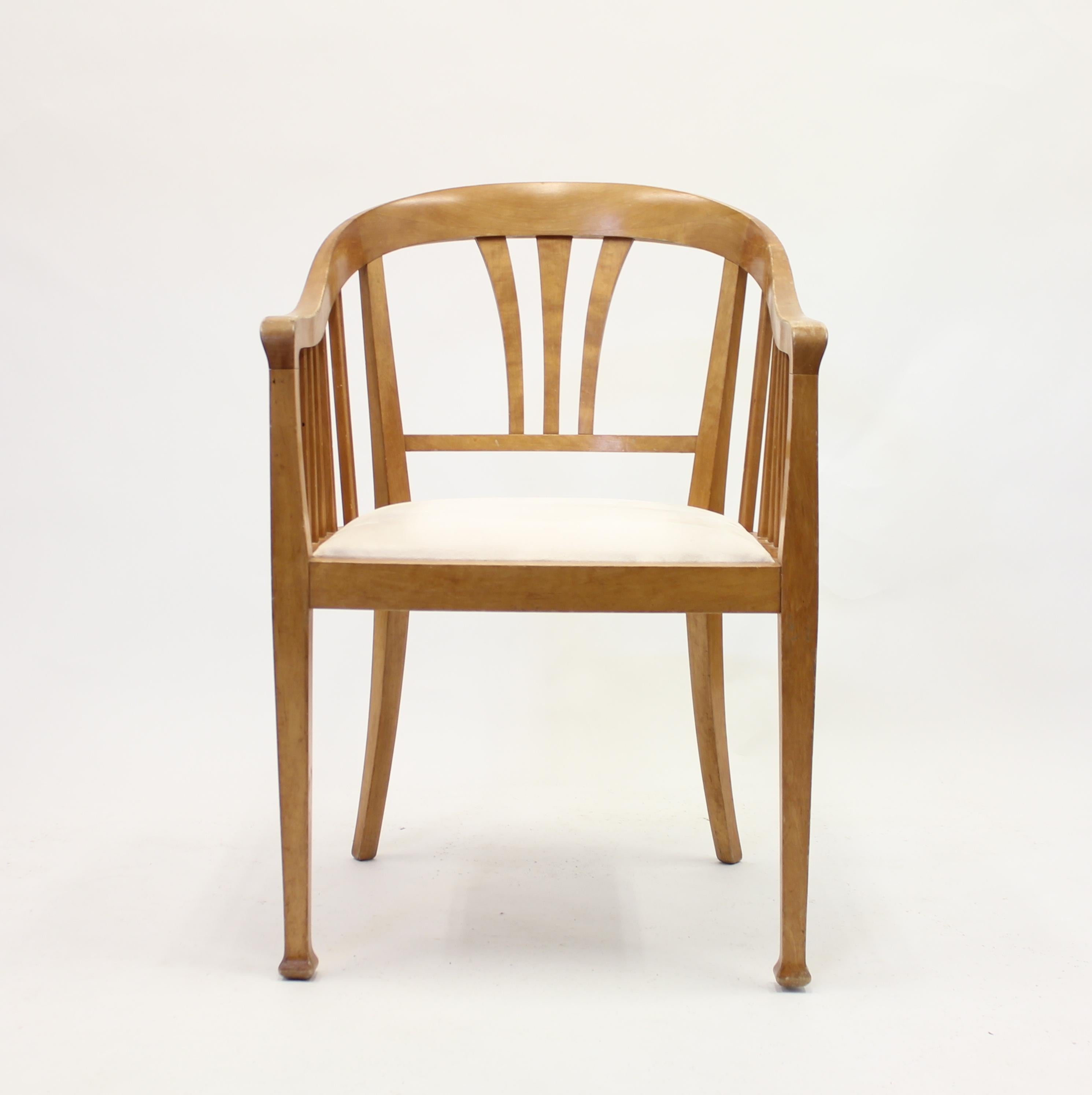 Scandinavian Birch Art Nouveau Arm Chair, Early 1900s In Good Condition In Uppsala, SE