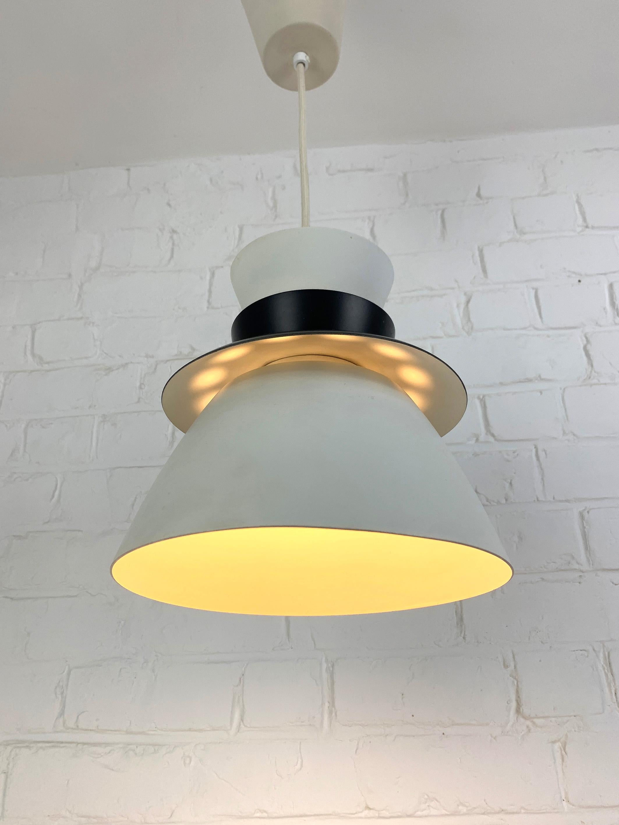 Scandinavian Black & White Pendant light, Mid-Century Modernism, Artek Finland For Sale 1