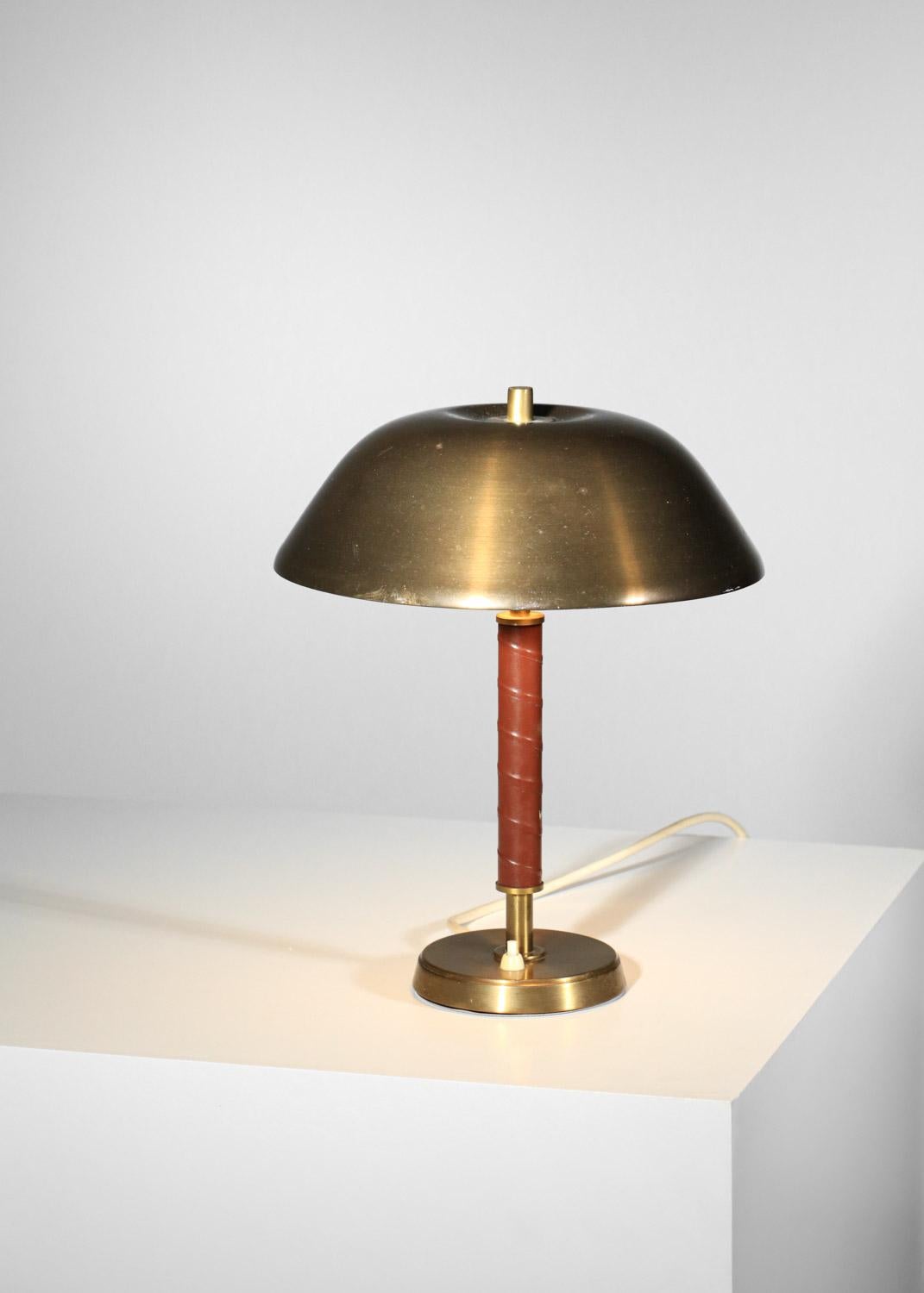 Scandinavian brass and leather Swedish table lamp For Sale 5