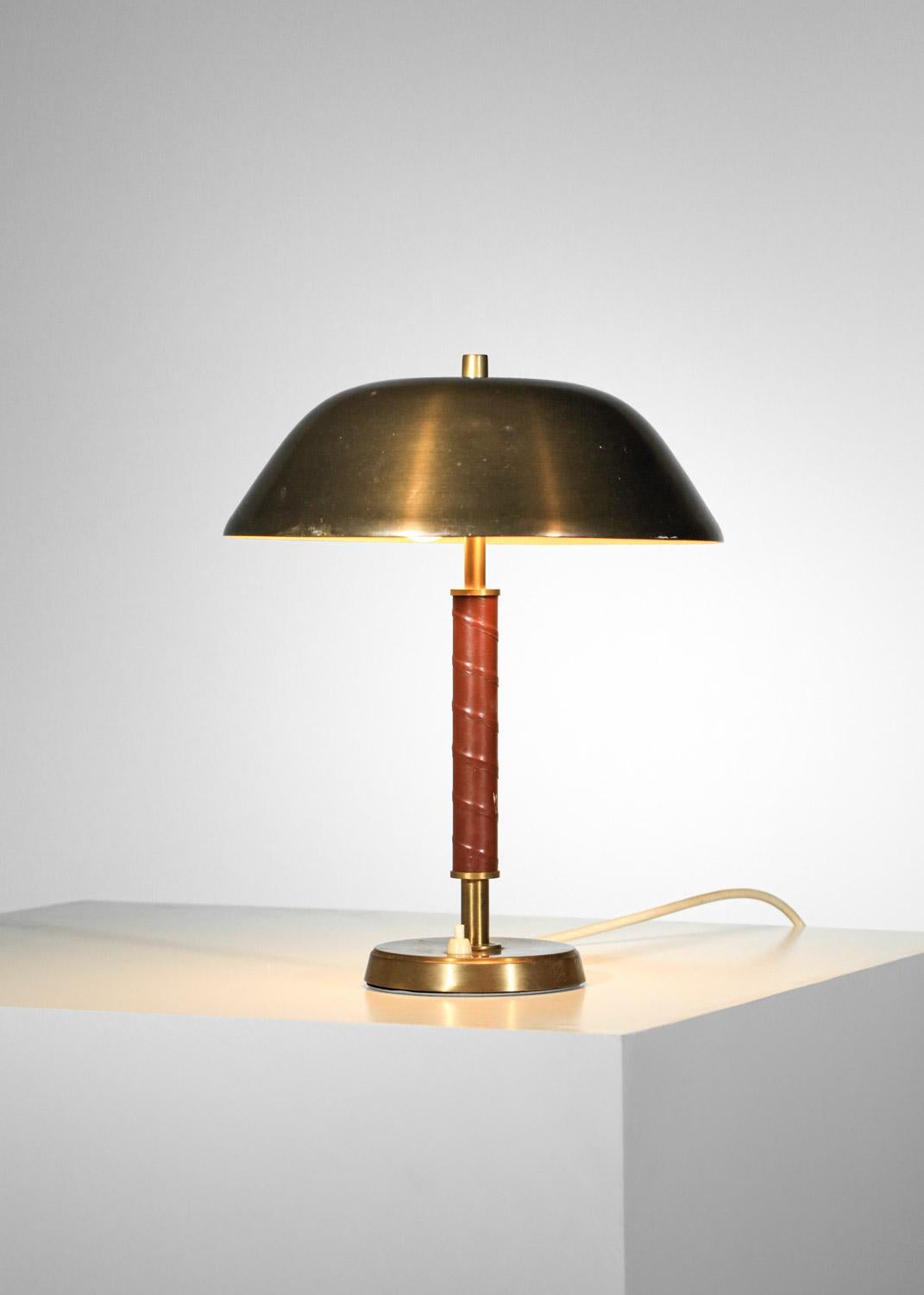 Mid-Century Modern Scandinavian brass and leather Swedish table lamp For Sale