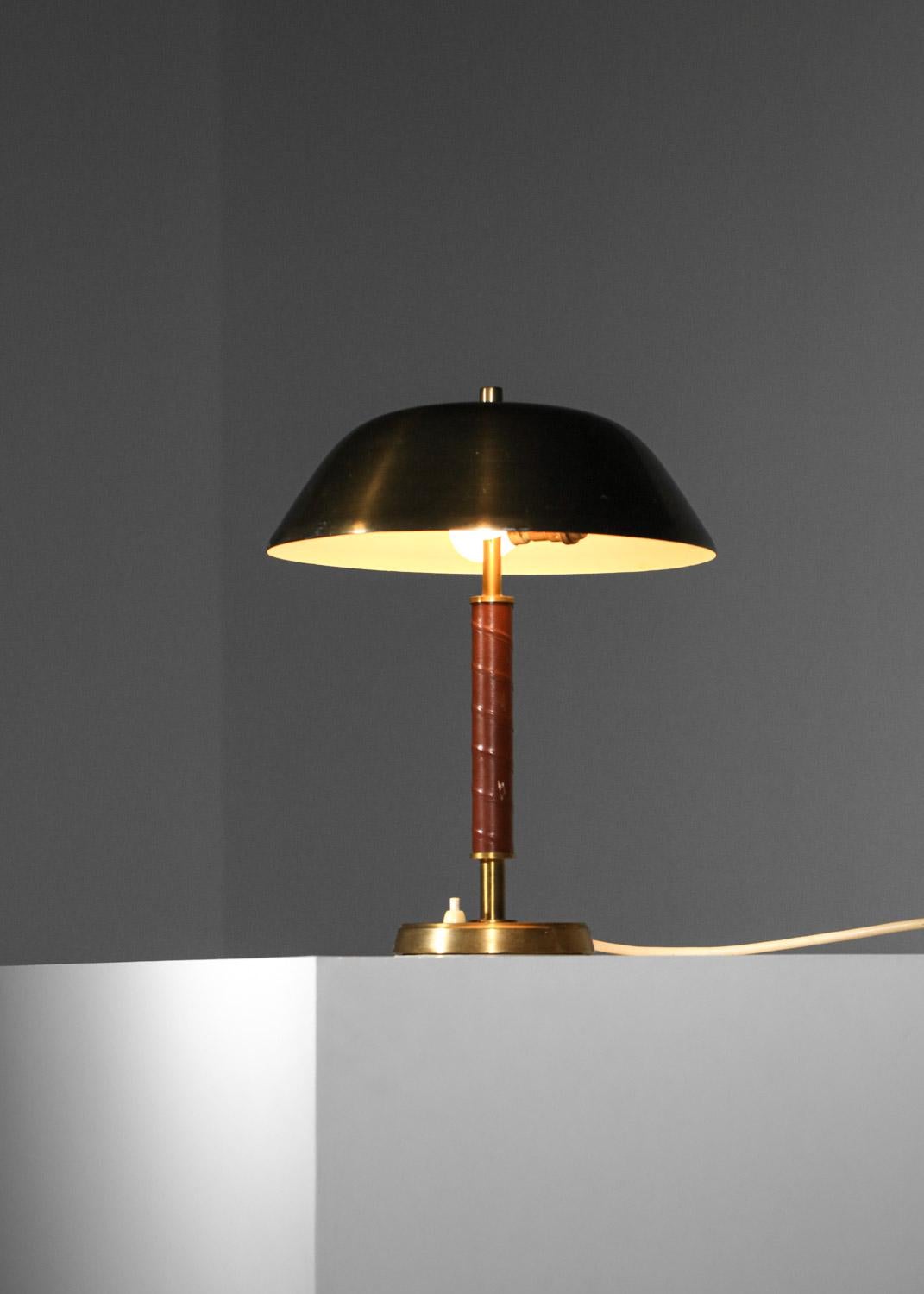 Brass Scandinavian brass and leather Swedish table lamp For Sale