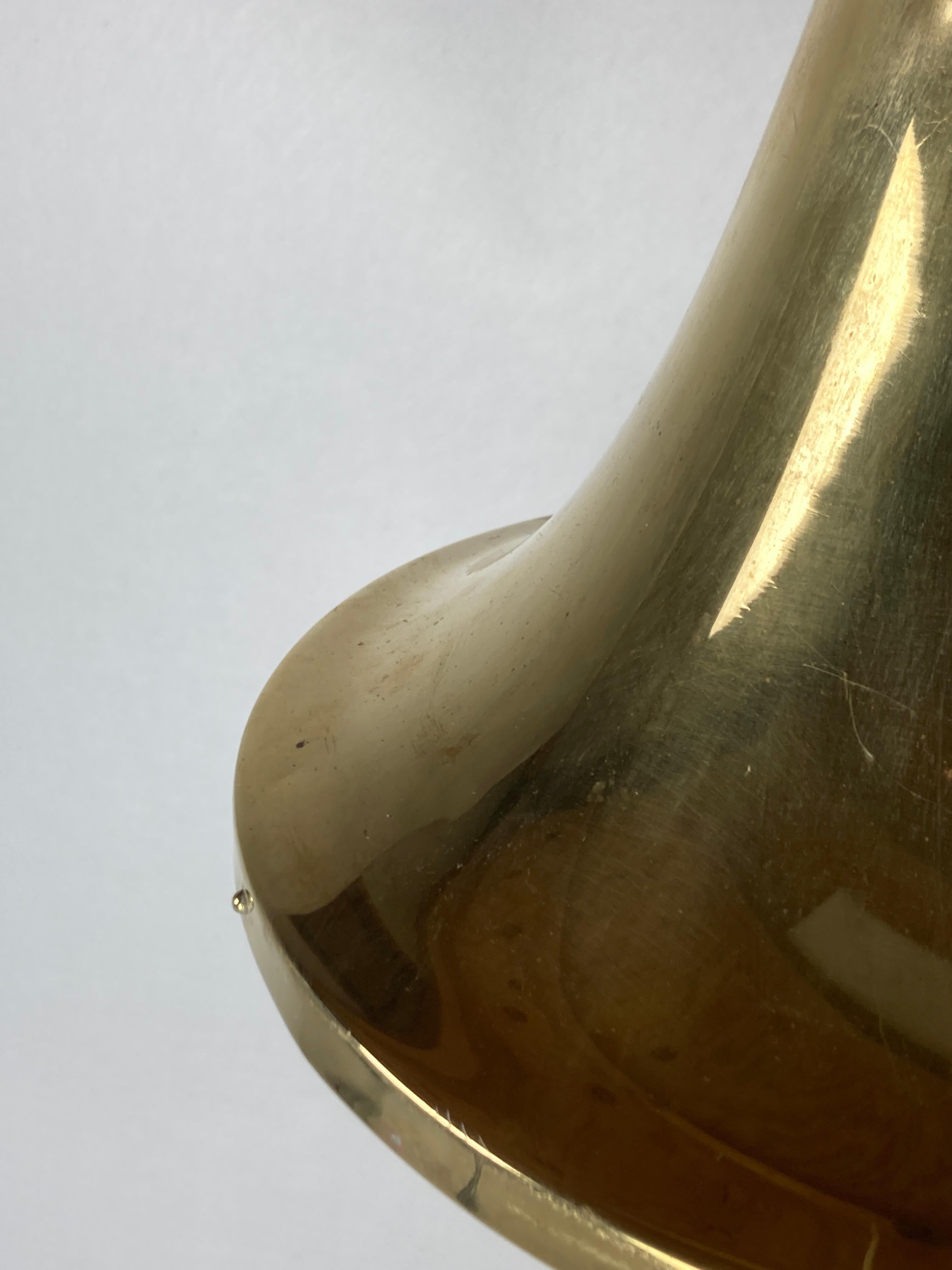 Metà XX secolo Lampada a sospensione scandinava in ottone di Hans-Agne Jakobsson, Svezia anni '60 in vendita