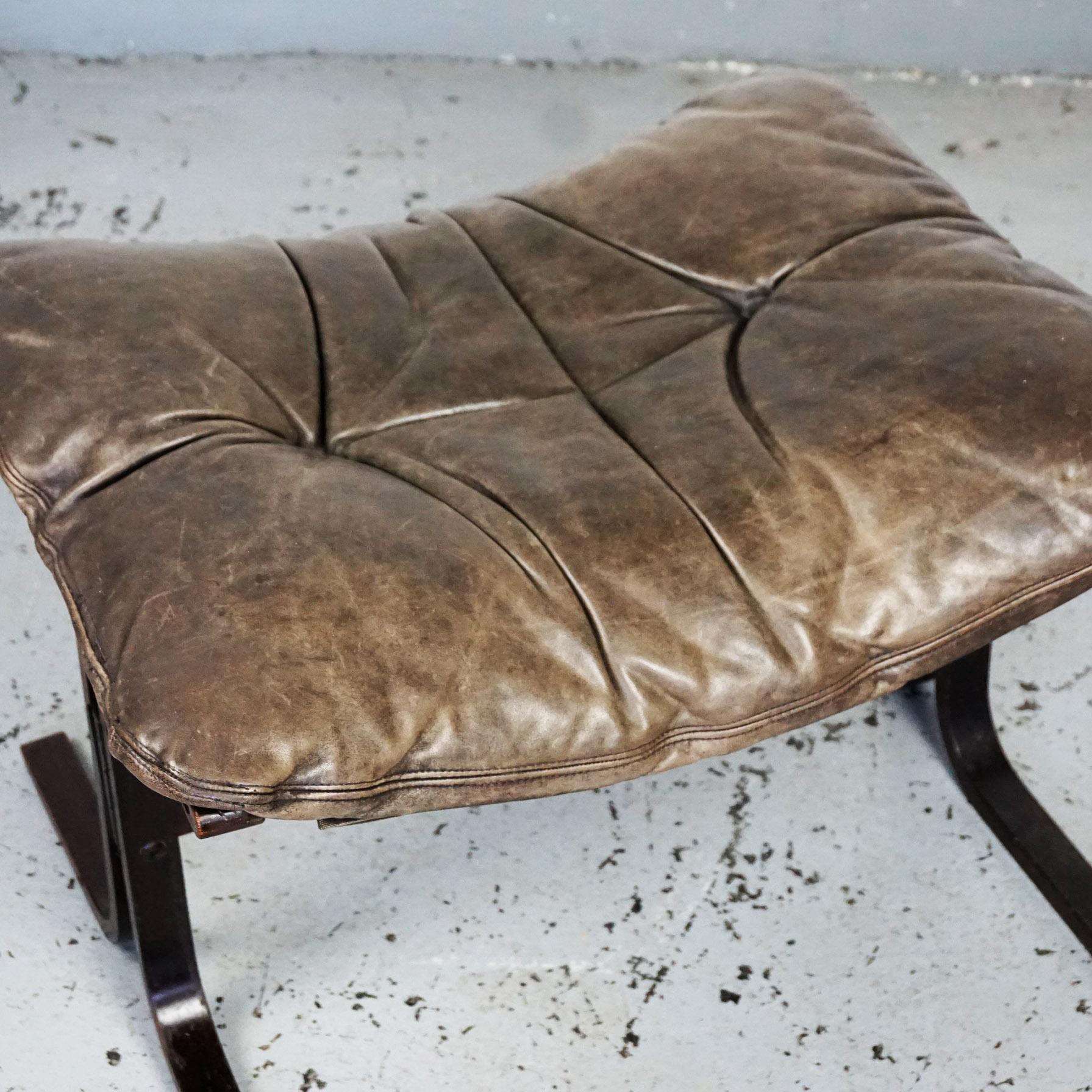 Scandinavian Brown Leather Stool by Ingmar Relling for Westnofa (Skandinavische Moderne)