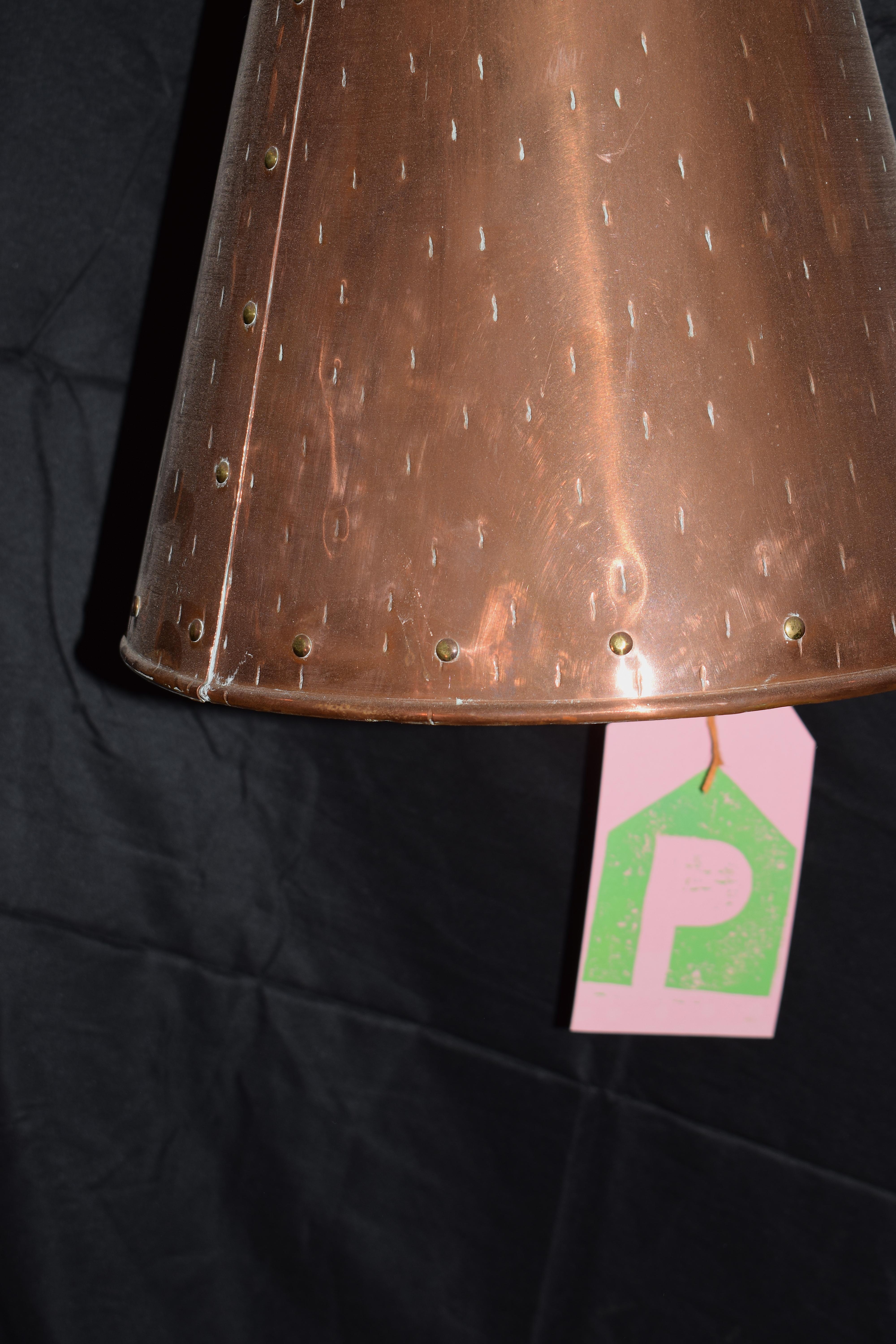 Scandinavian Brutalist Copper Conical Pendant Lamp by E.S. Horn Alestrup In Good Condition In Vulpellac, Girona