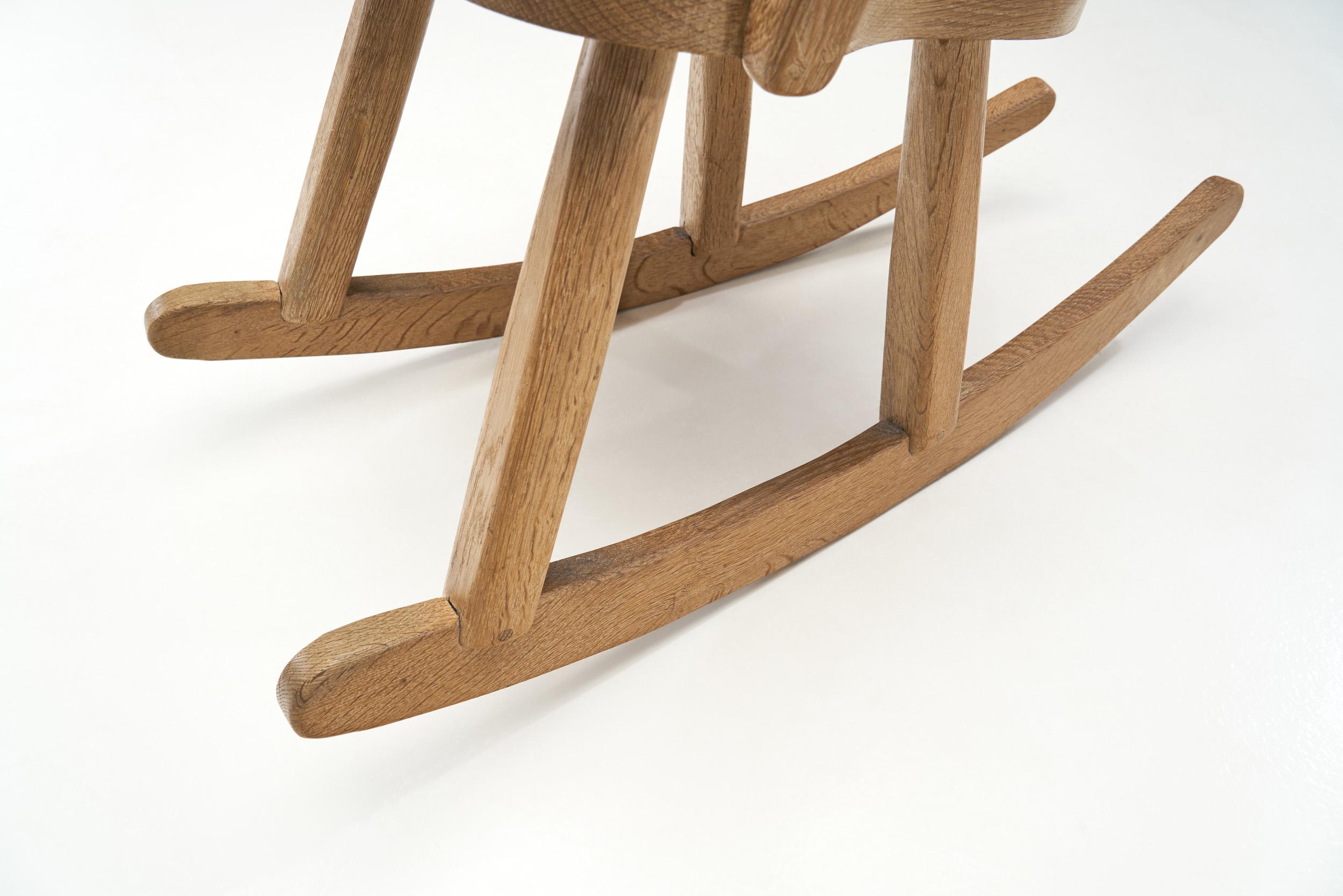 Scandinavian Brutalist Oak rocking Chair, Scandinavia 1970s  For Sale 5