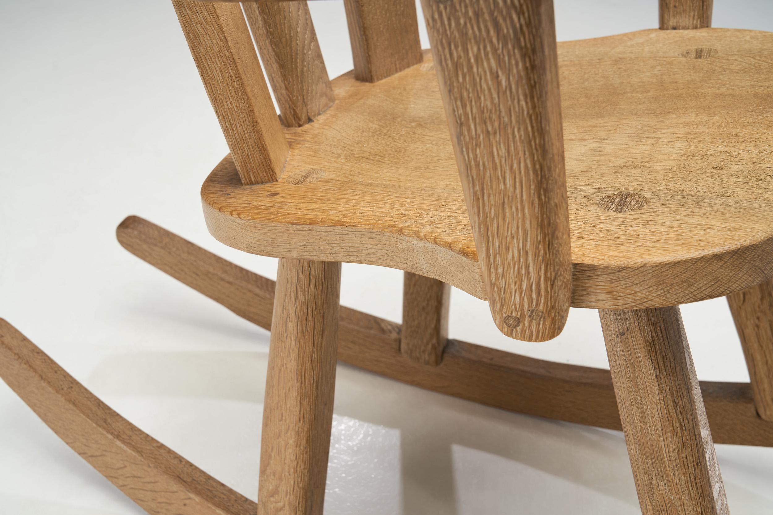 Scandinavian Brutalist Oak rocking Chair, Scandinavia 1970s  For Sale 4