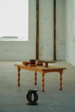 Table basse scandinave de style brutaliste en pin, avec pieds tournés, style moderne danois, années 1970