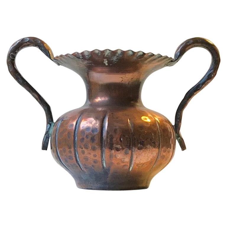 Scandinavian Brutalist Vase in Hand-Embossed Copper, 1970s For Sale