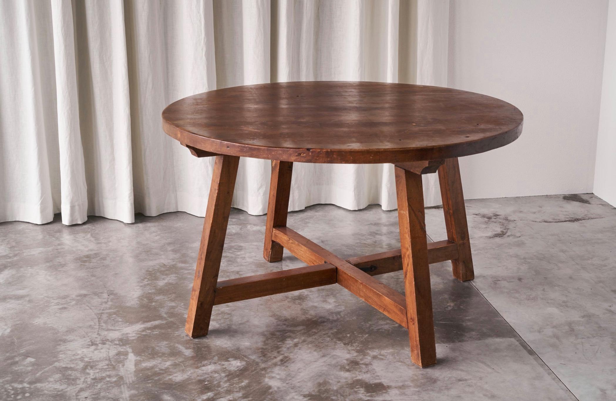 Ensemble rustique d'ébéniste scandinave et de bancs en pin massif des années 1940 Bon état - En vente à Meer, VAN