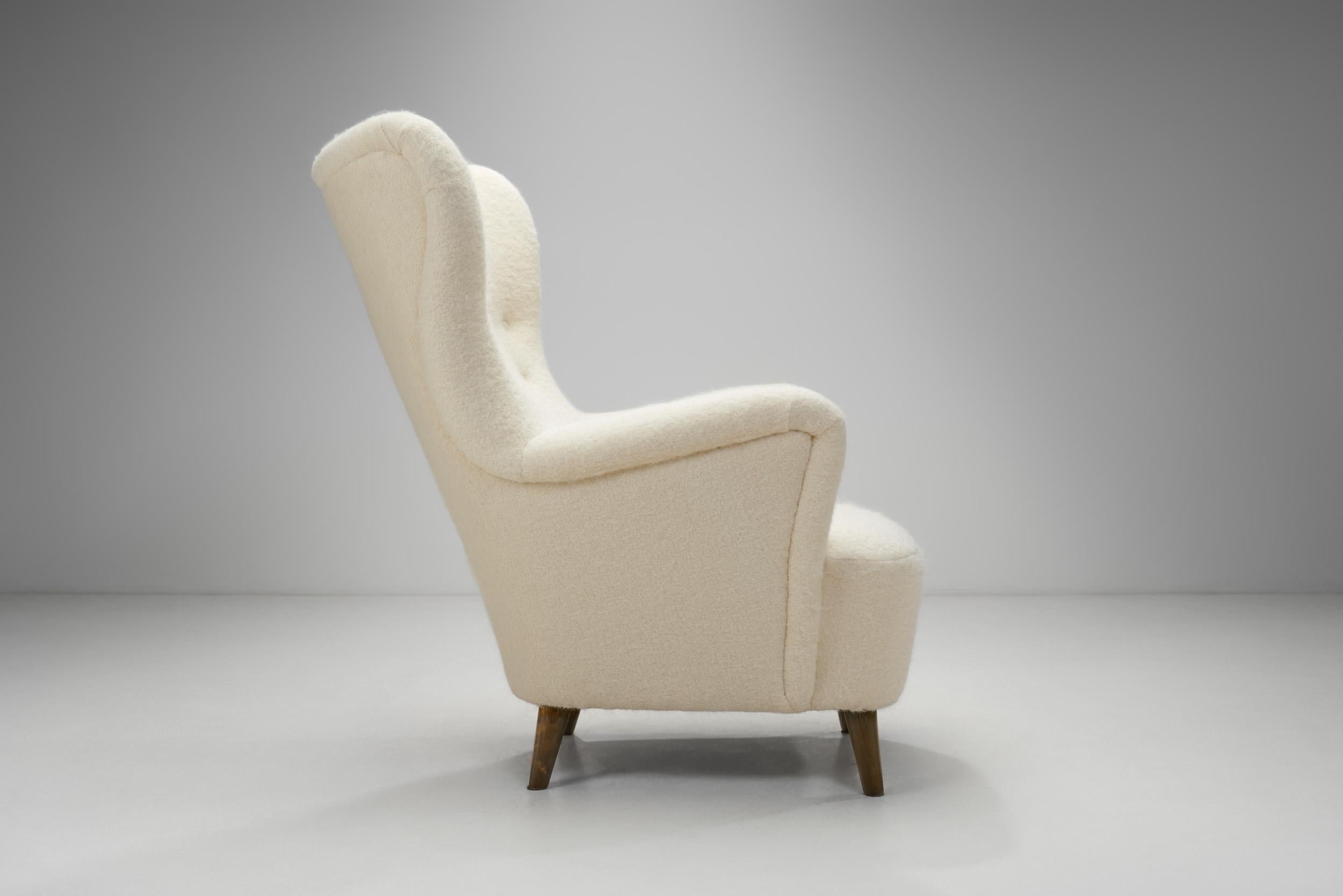 Scandinavian Cabinetmaker Upholstered Armchair, Scandinavia ca 1950s For Sale 5