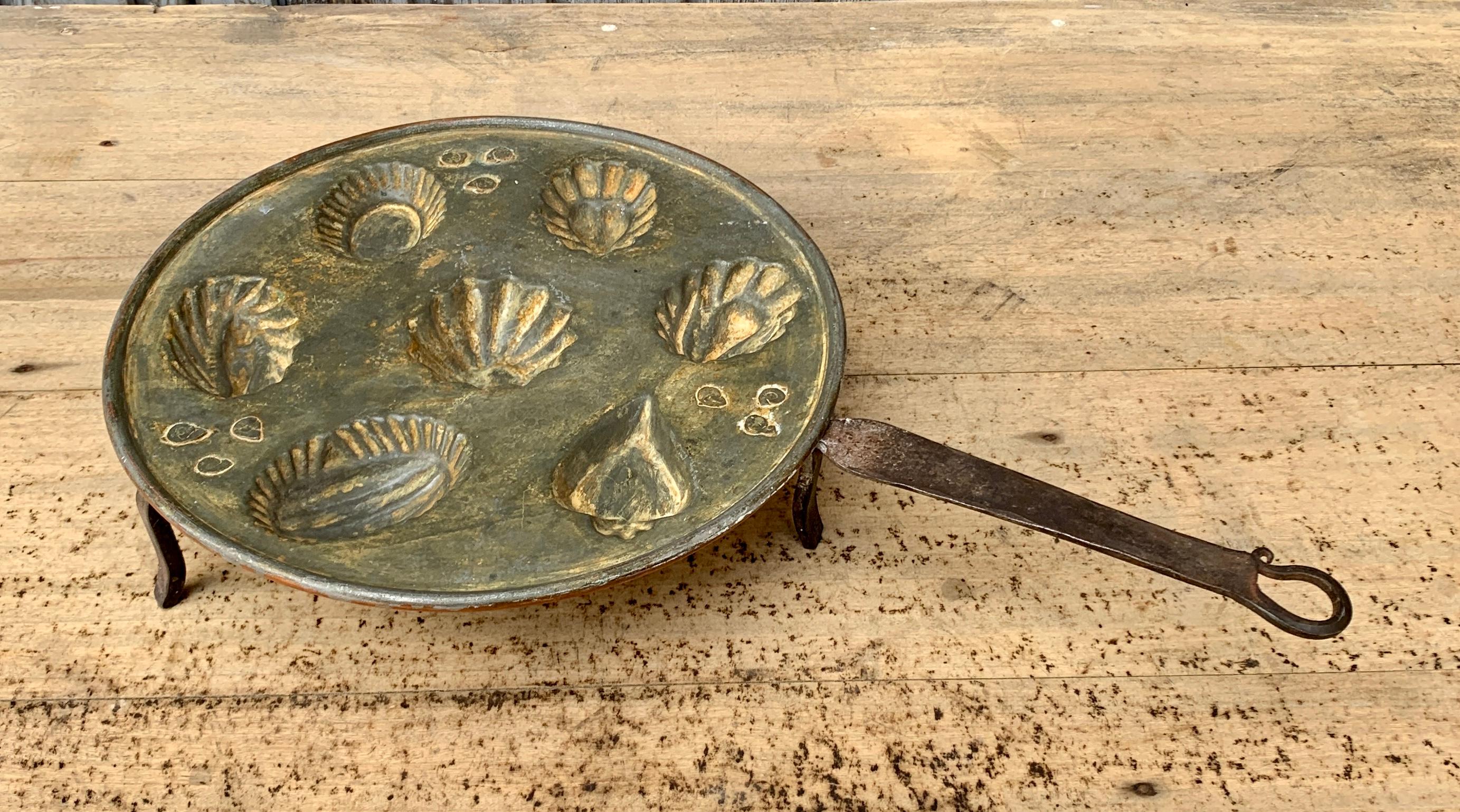Scandinavian Cake Copper Pan, Early 19th Century 2