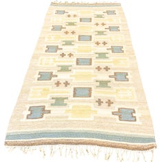 Scandinavian Carpet Rollakan Swedish Cross Motif Design