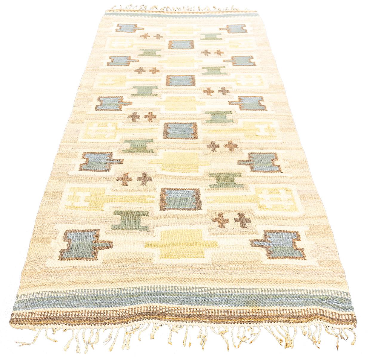 Hand-Crafted Scandinavian Carpet Rollakan Swedish Cross Motif Design