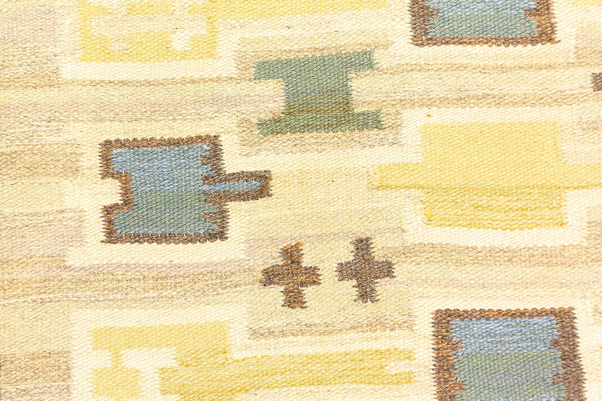 Scandinavian Carpet Rollakan Swedish Cross Motif Design For Sale 1