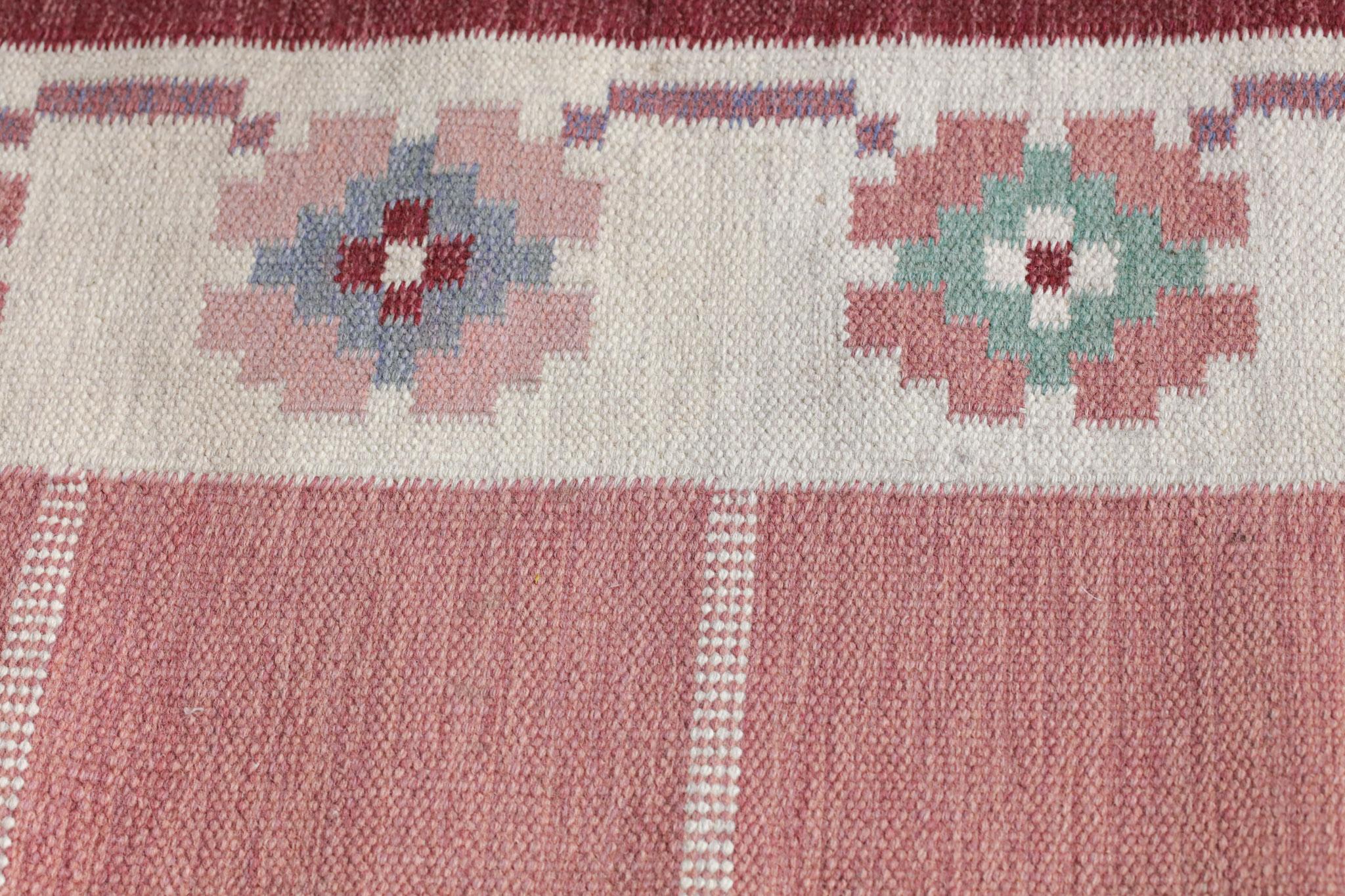Scandinavian Carpet Woven Rug Pink Rollakan Rolakan Carpet Swedish, G120 For Sale 2
