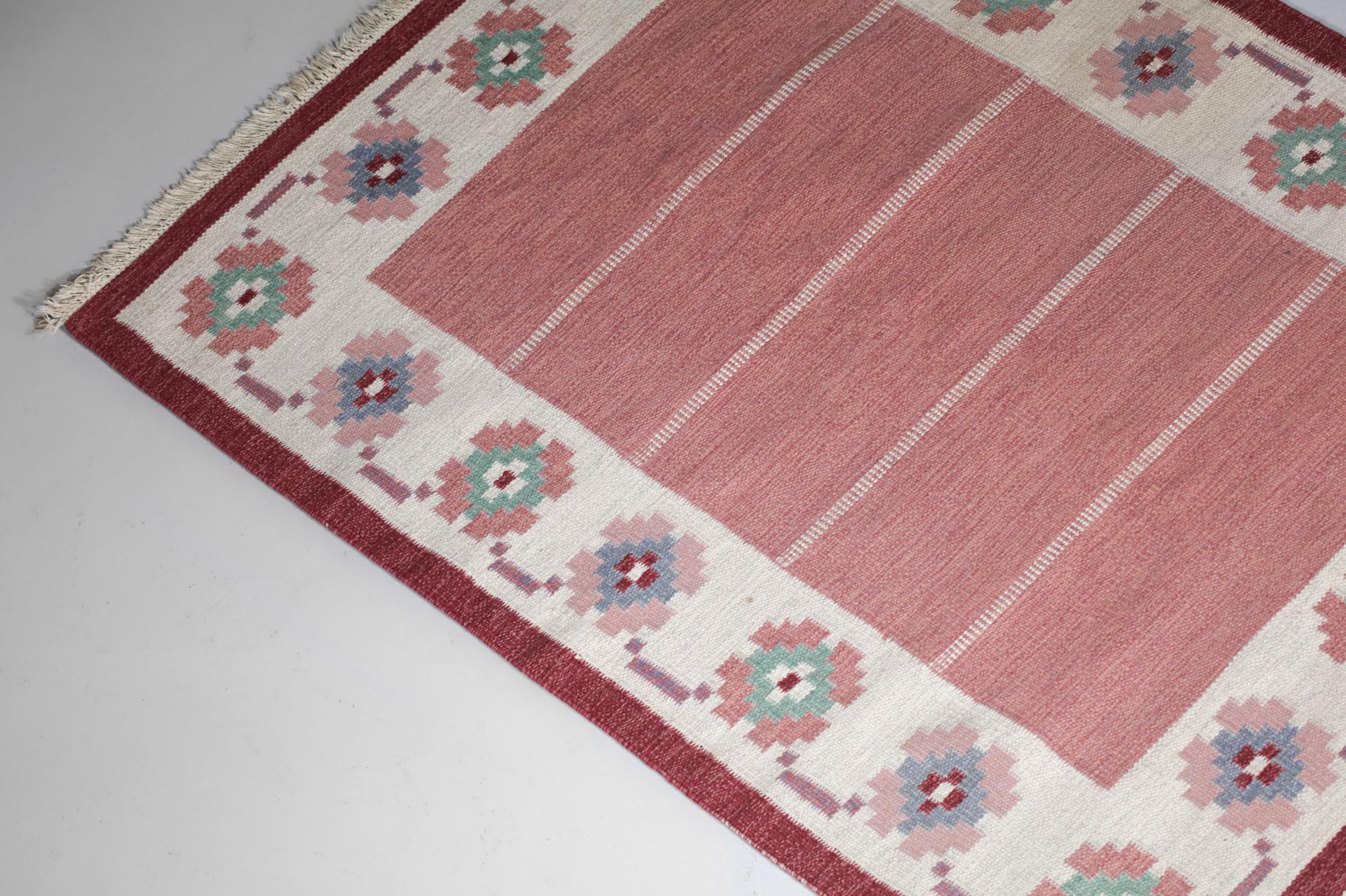 Mid-Century Modern Scandinavian Carpet Woven Rug Pink Rollakan Rolakan Carpet Swedish, G120 For Sale
