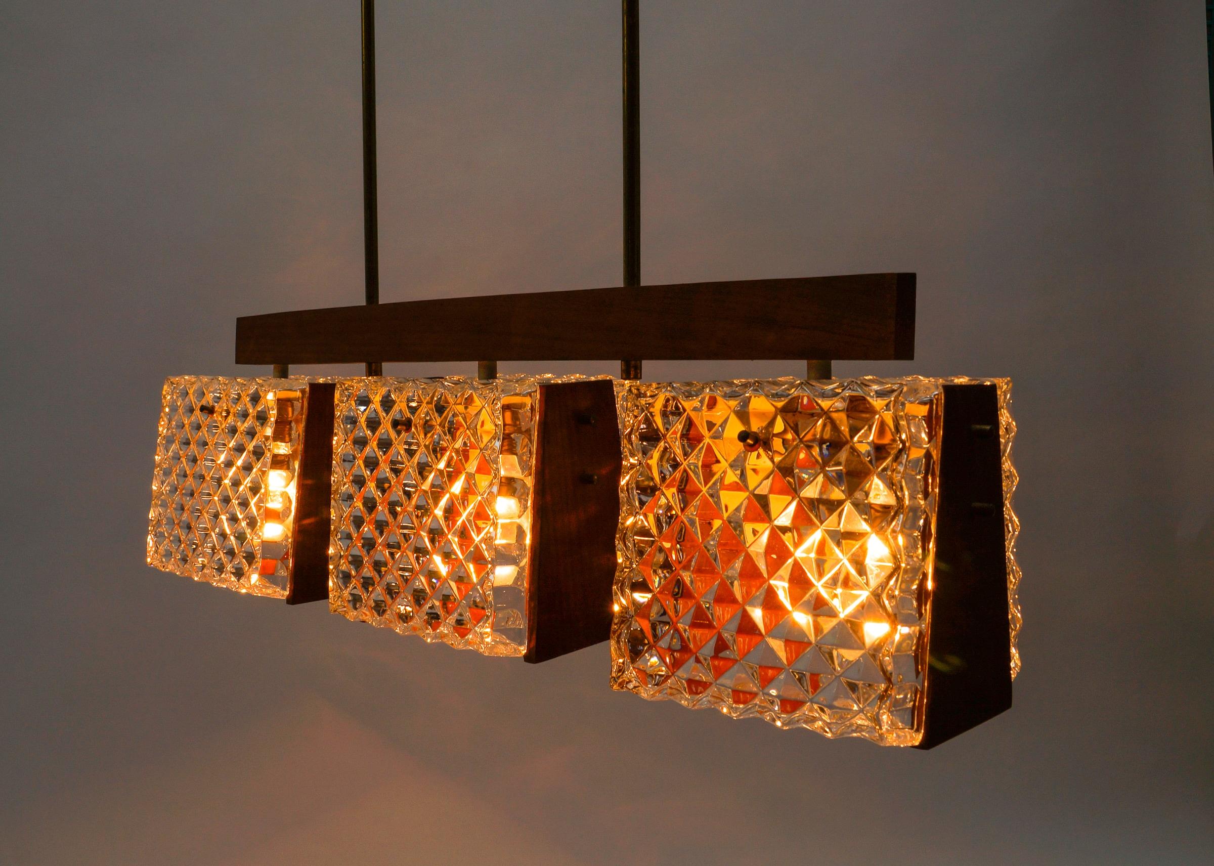 Scandinavian Ceiling Lamp Made in Teak, Crystal Glass and Brass, 1960s, 1960s In Good Condition For Sale In Nürnberg, Bayern