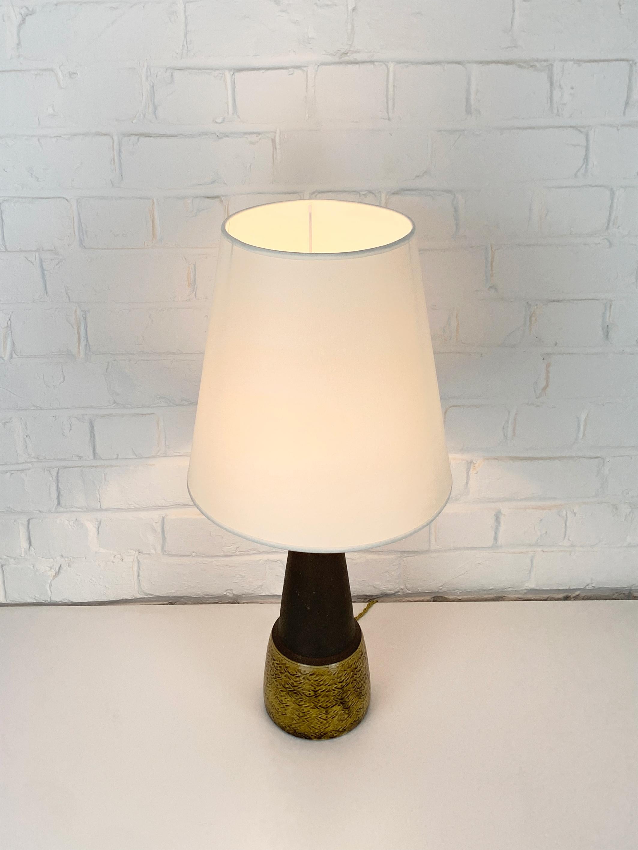 Scandinave moderne Lampe de table scandinave en céramique, Nils Kähler pour HAK, Danemark en vente