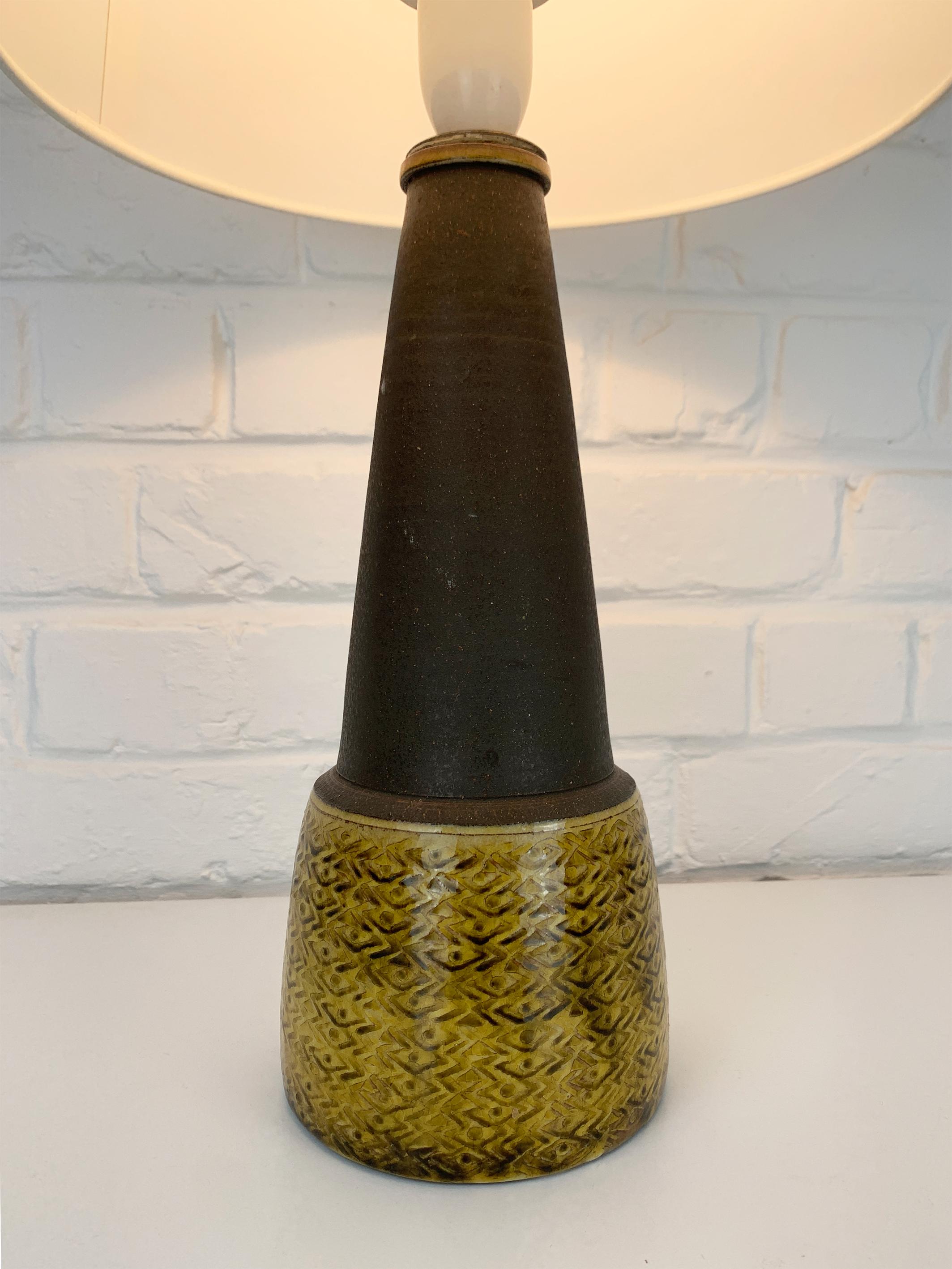 Danois Lampe de table scandinave en céramique, Nils Kähler pour HAK, Danemark en vente