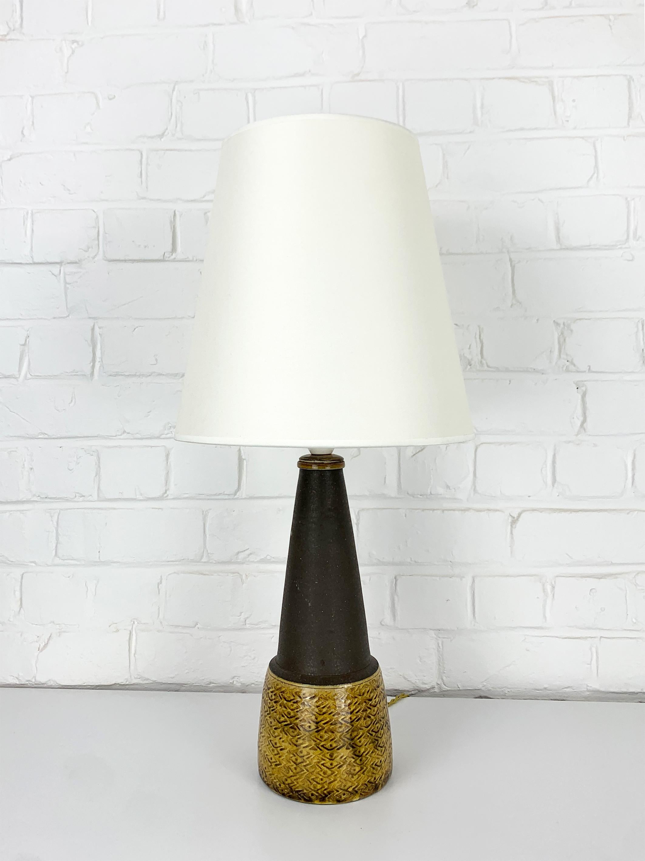 Scandinavian Ceramic Table Lamp, Nils Kähler for HAK, Denmark In Good Condition For Sale In Vorst, BE
