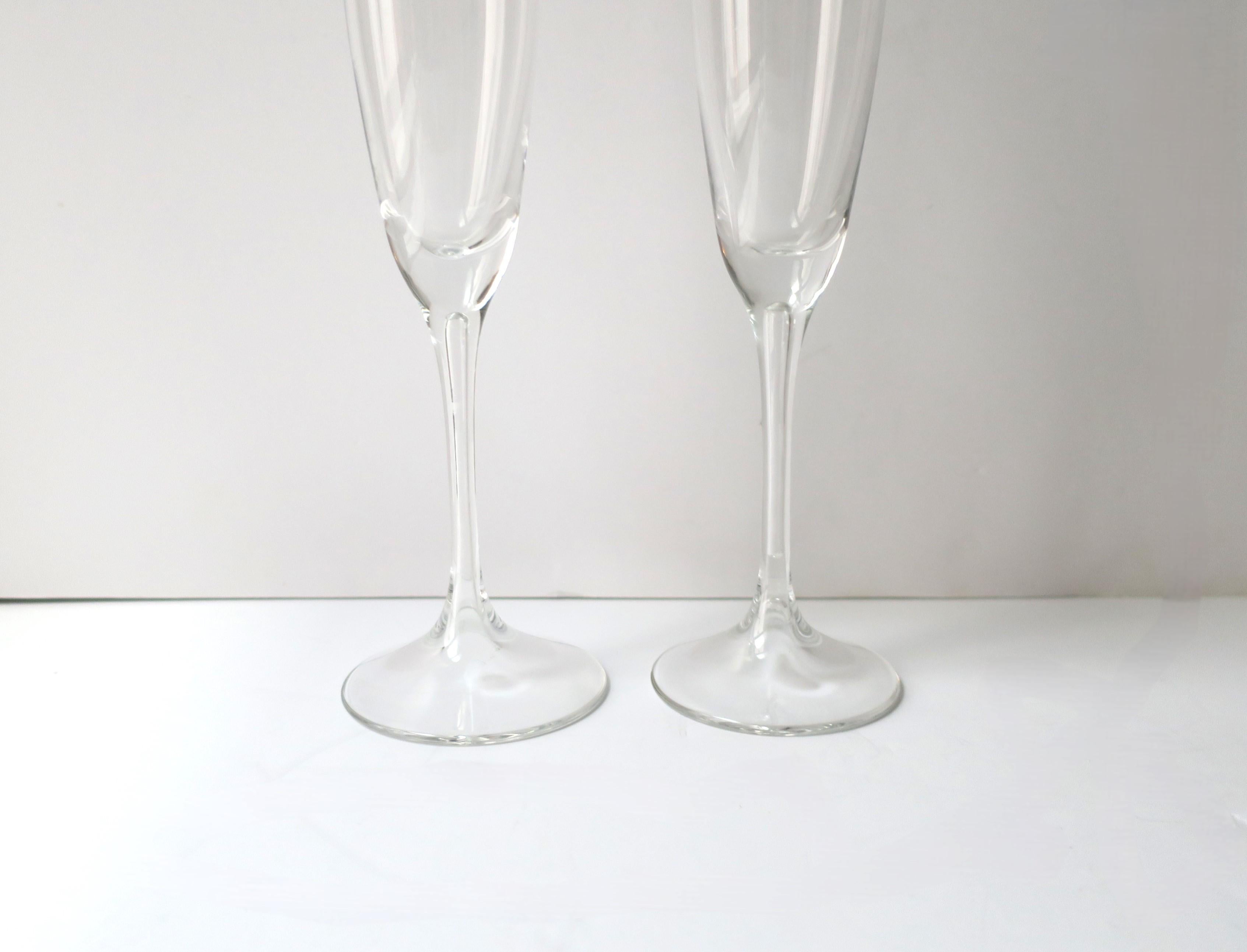 Scandinavian Champagne Flutes Glasses, Pair In Good Condition For Sale In New York, NY