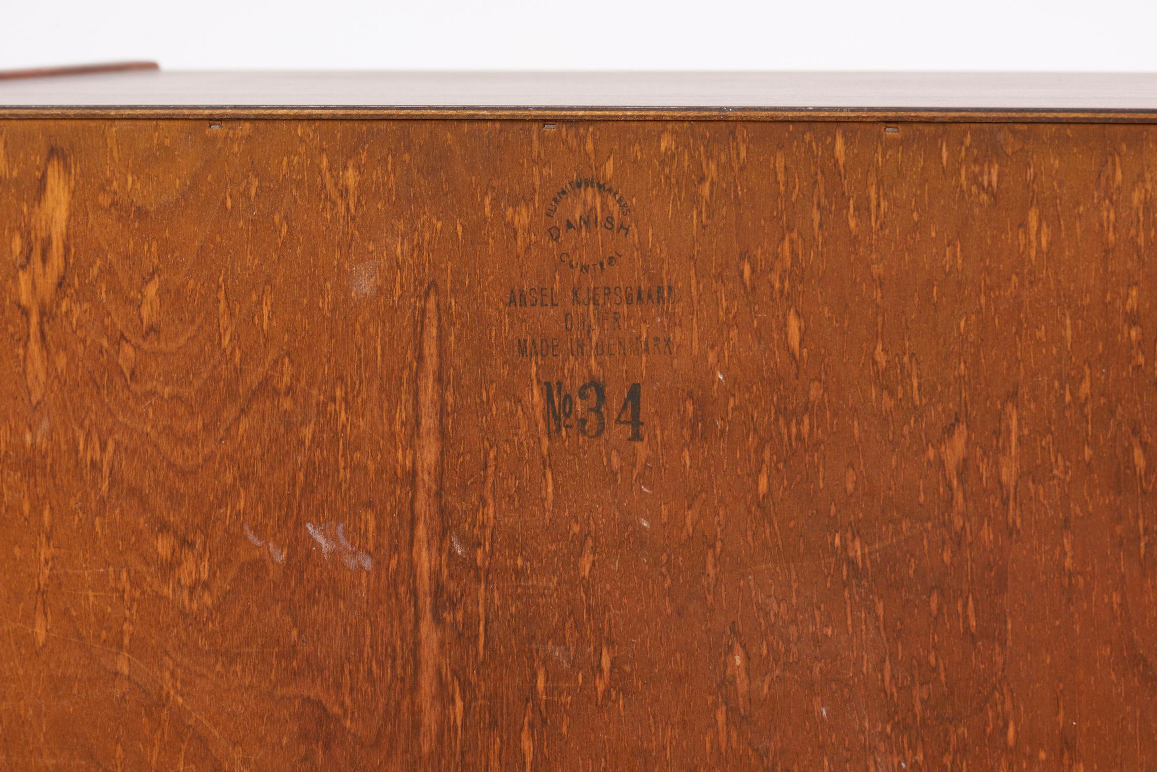 Legno Comò scandinavo n. 34 di Kai Kristiansen per Aksel Kjersgaard in vendita