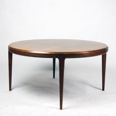 Table basse circulaire scandinave en bois de rose de Johannes Andersen