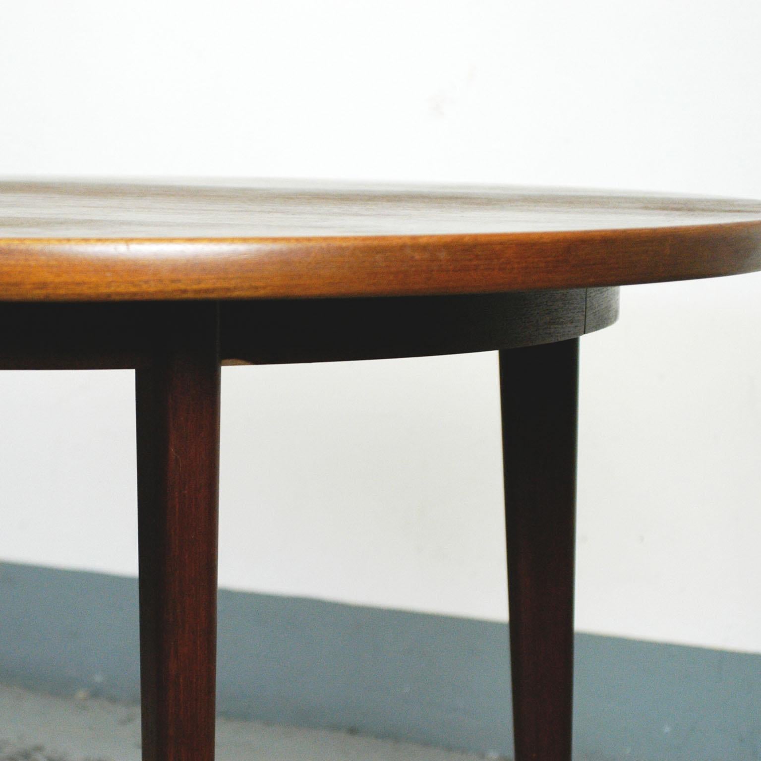 Mid-20th Century Scandinavian Circular Teak Dining Table with Two Extensions by  Niels Koefoeds