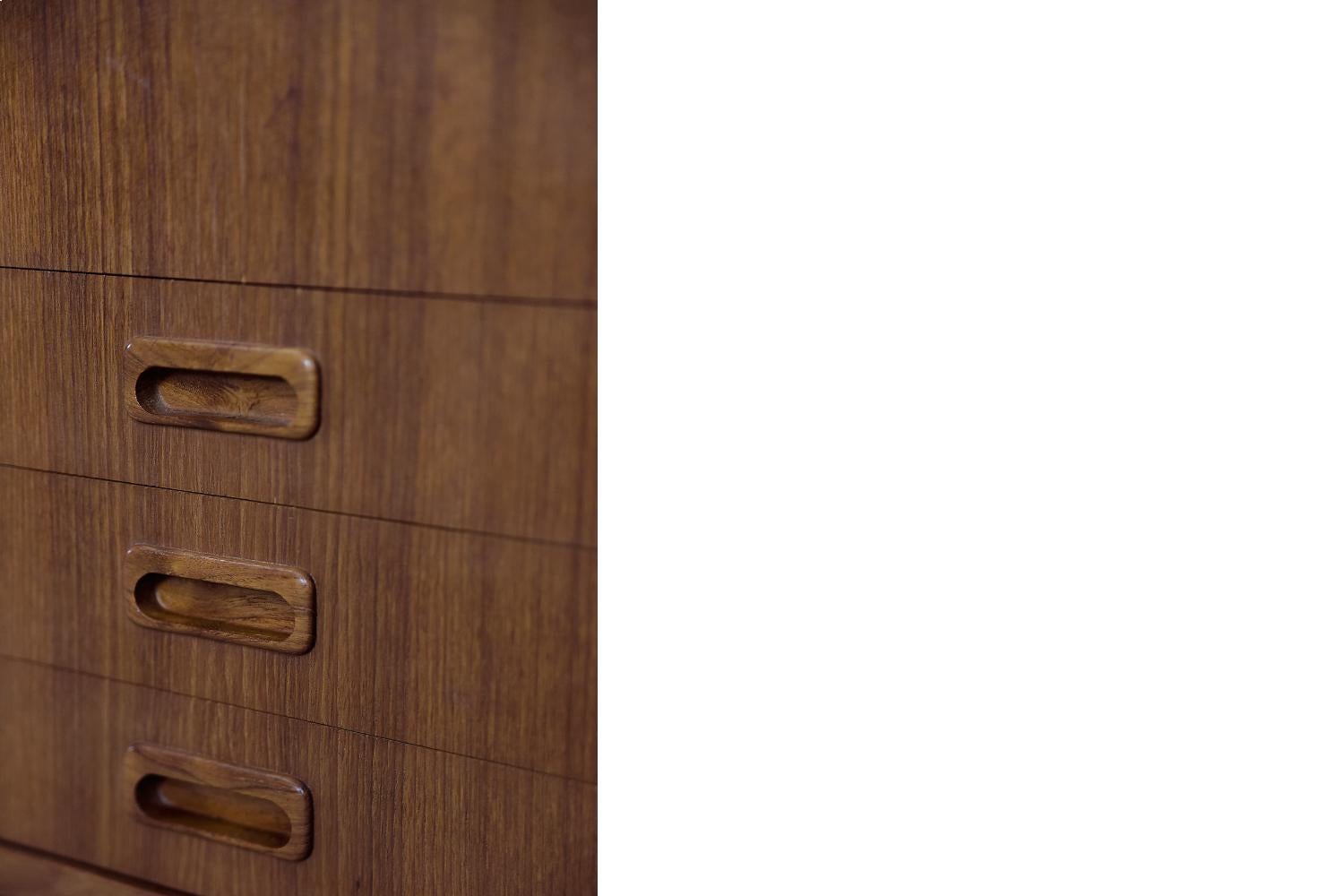 Vintage Scandinavian Modern Classic Teak Wood High Sideboard with Drawers, 1960s For Sale 3