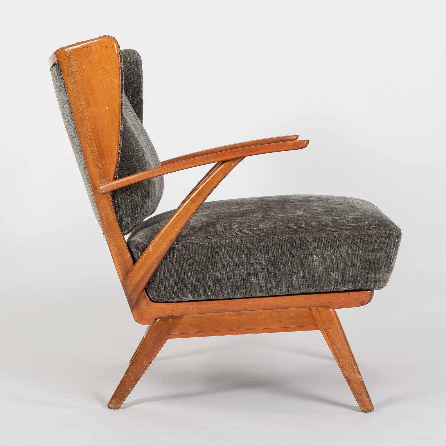 Mid-Century Scandinavian Club Armchair in hardwood and grey fabric, 1970 In Fair Condition For Sale In Porto, PT