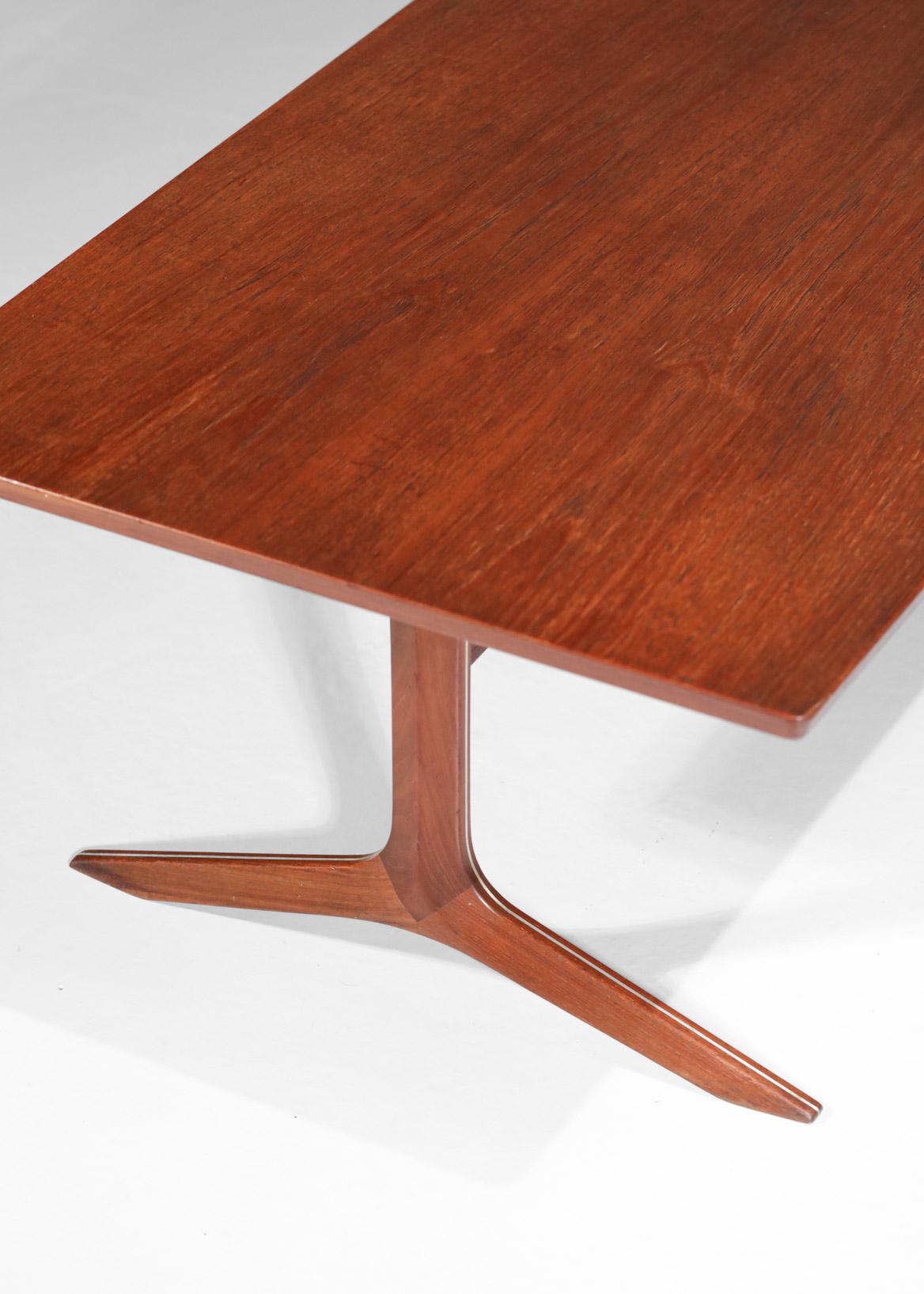 Scandinavian Coffee Table by Designers Peter Hvidt and Orla Molgard Danish In Good Condition In Lyon, FR