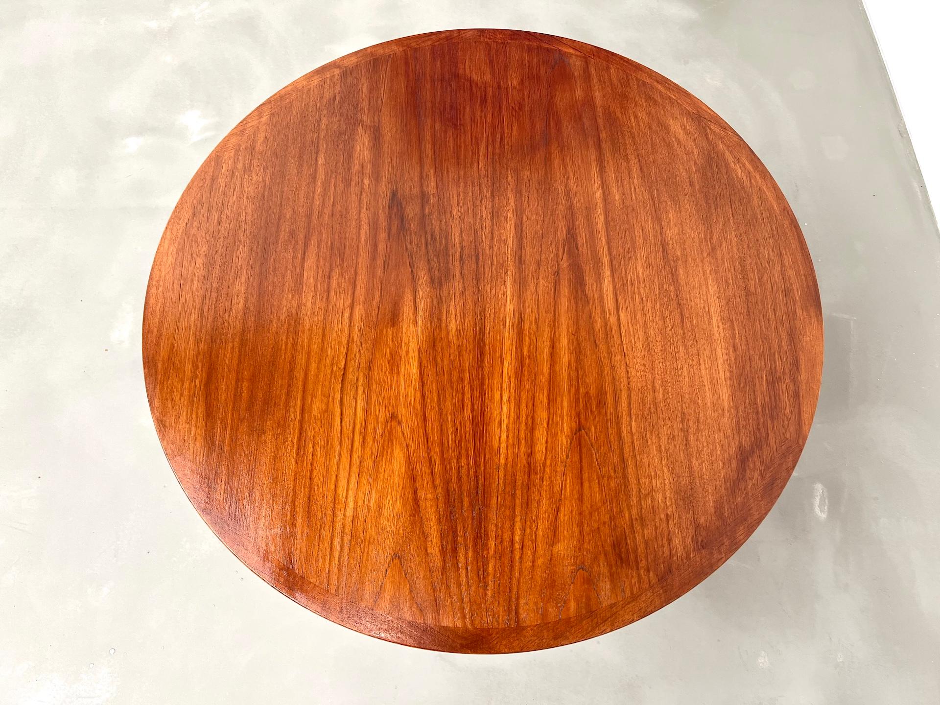 Scandinavian Coffee Table by Mobelintersia – Circa 1960 im Angebot 4
