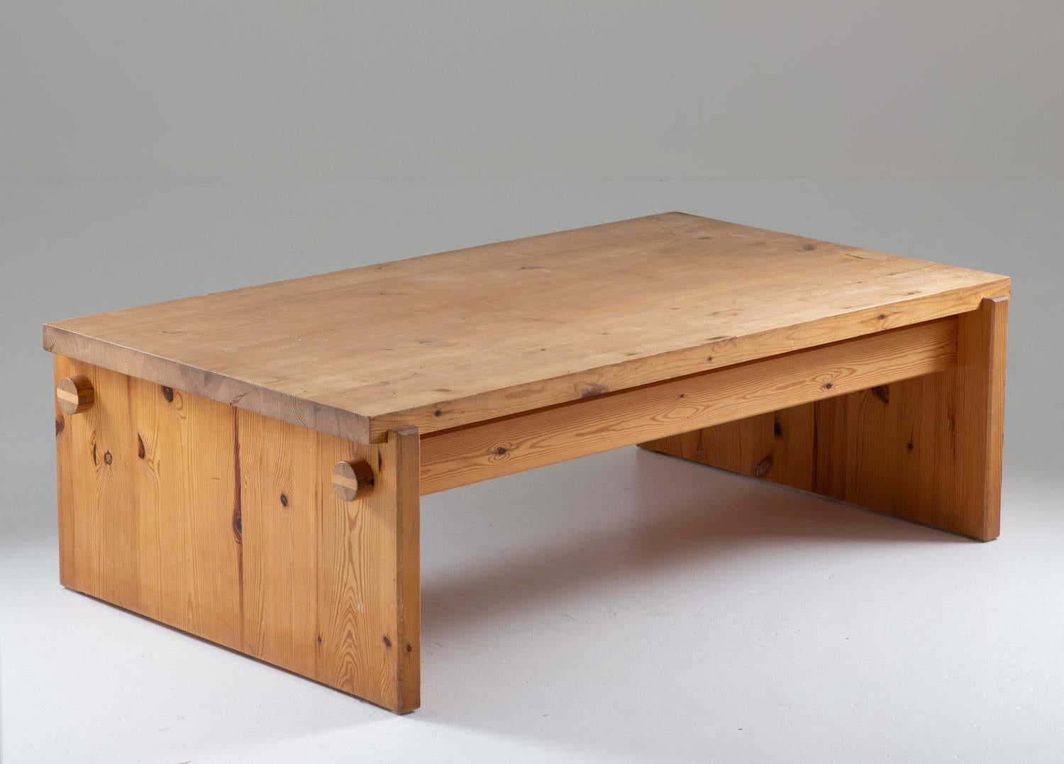 Rare coffee table in pine by Yngve Ekström for Swedese, circa 1970. 
This table is a great example of the robust pine furniture era that grew popular in Sweden in the late 1960s. The table is made of thick solid Pine and this example has a perfect