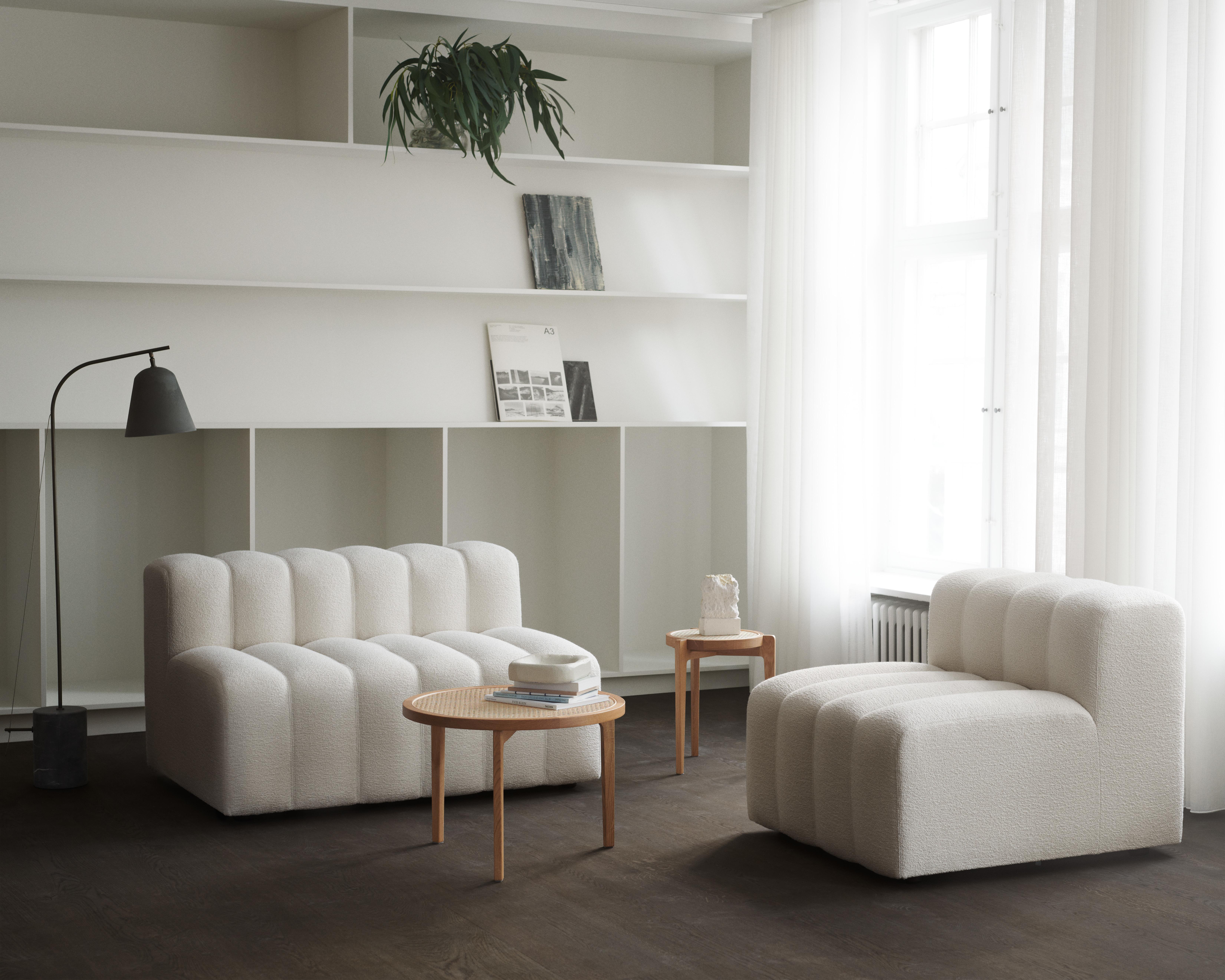 Skandinavischer Couchtisch „Le Roi“ von Norr11, dunkle rauchfarbene Eiche im Zustand „Neu“ im Angebot in Paris, IDF