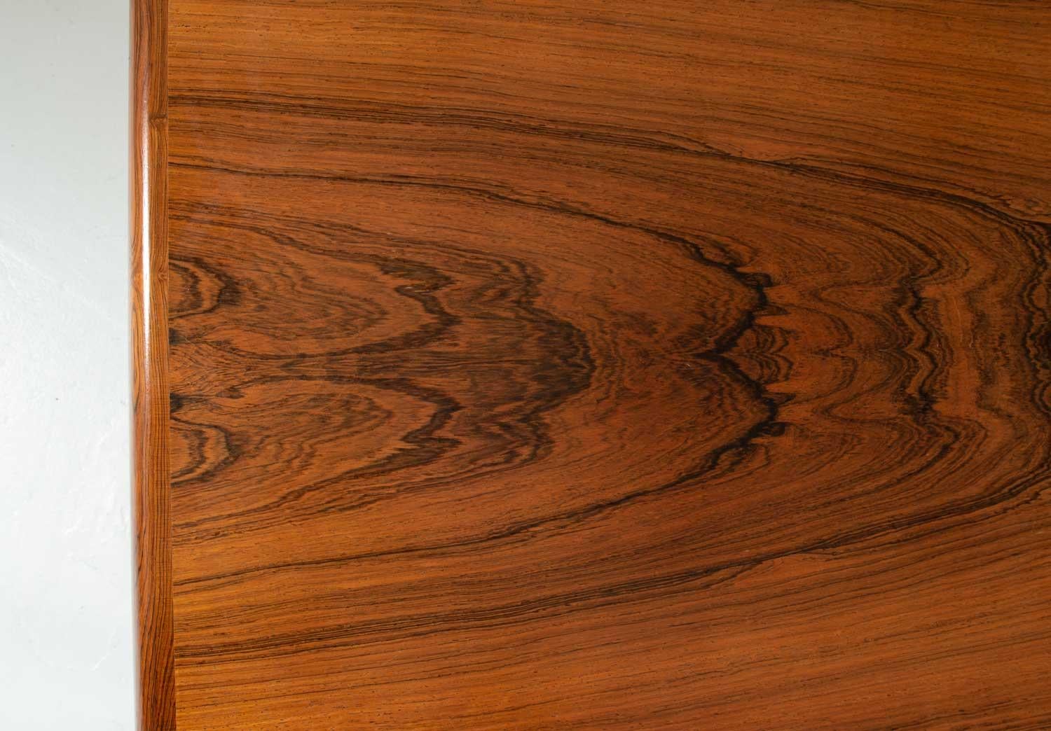 Mesa baja escandinava de palisandro de Johannes Andersen Palo de rosa en venta
