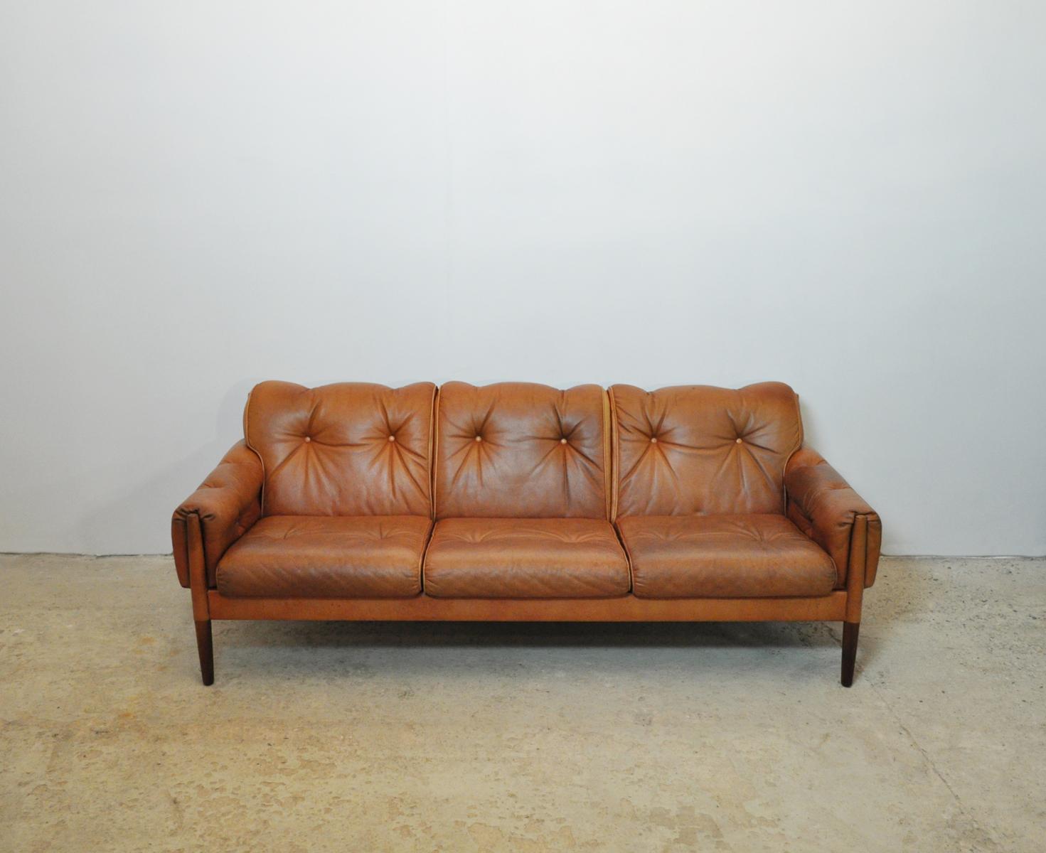 3 seater sofa leather