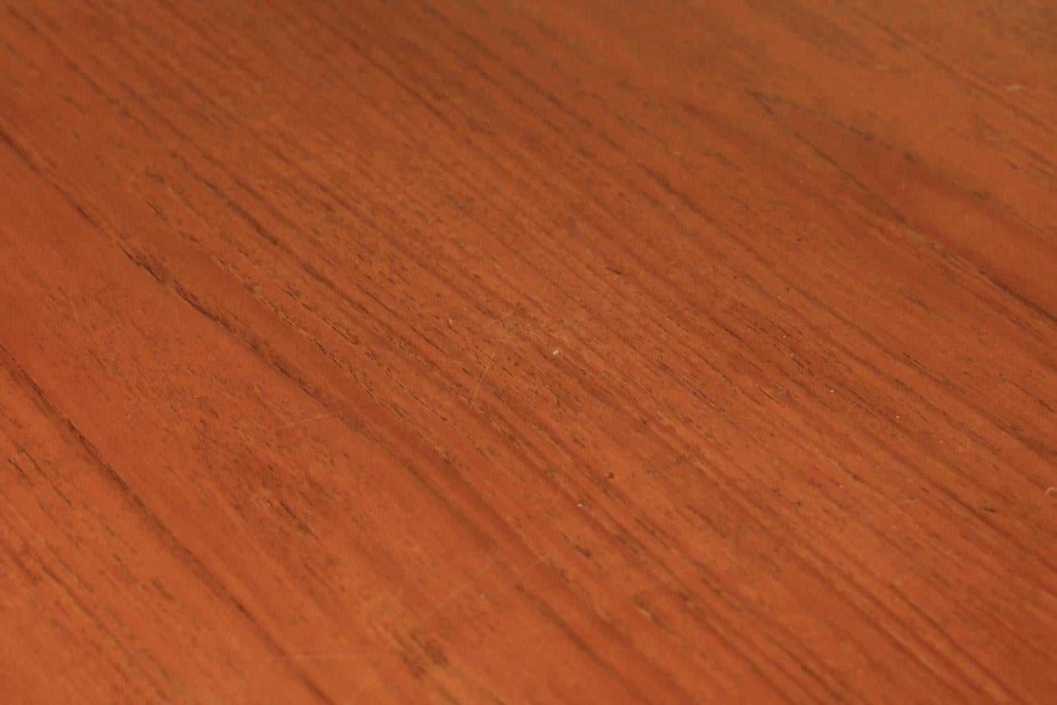 Scrivania scandinava danese in teak in vendita 3