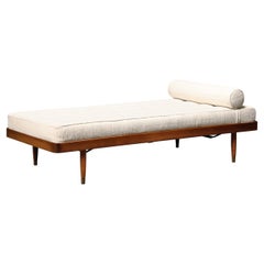 Wood Daybeds