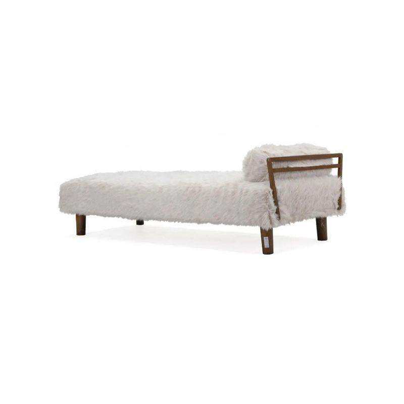 Scandinavian Daybed with Stained Beech Frame and Fabric Upholstered In Good Condition In London, GB