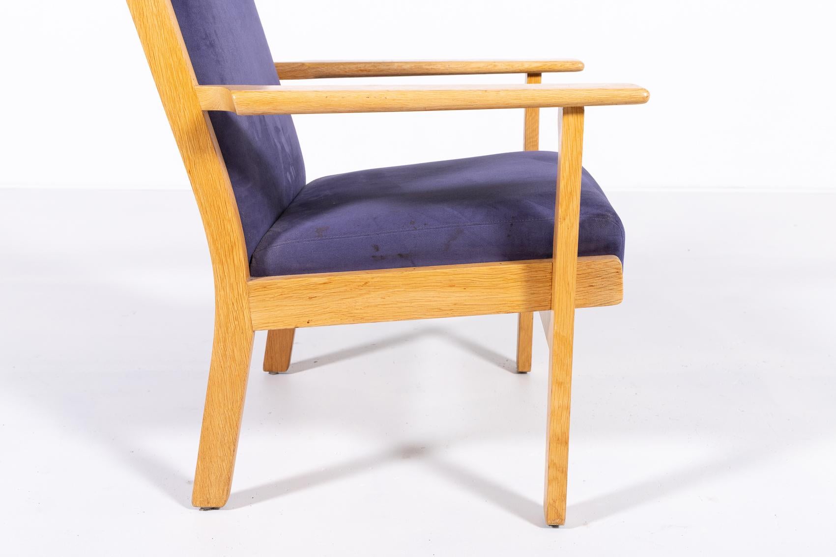 Scandinavian design armchair by Hans Wegner for Getama, 1980’s Denmark For Sale 2