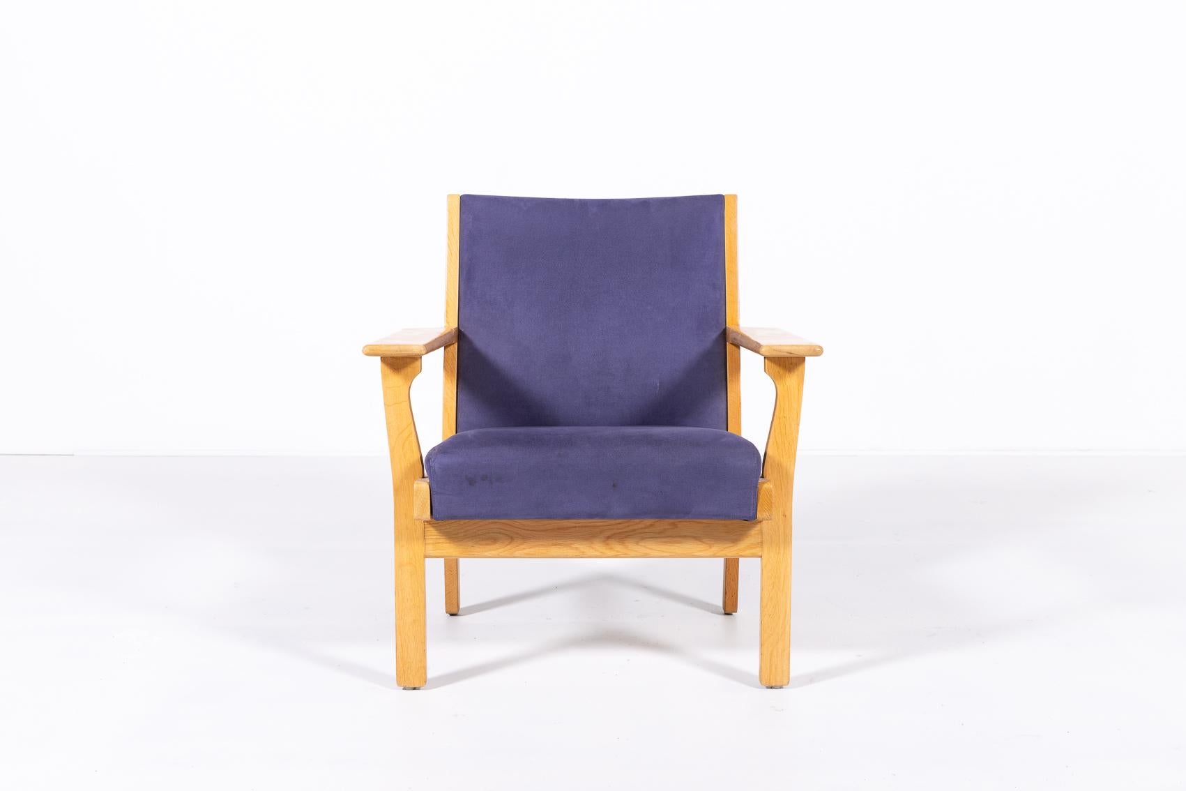 Scandinavian Modern Scandinavian design armchair by Hans Wegner for Getama, 1980’s Denmark For Sale